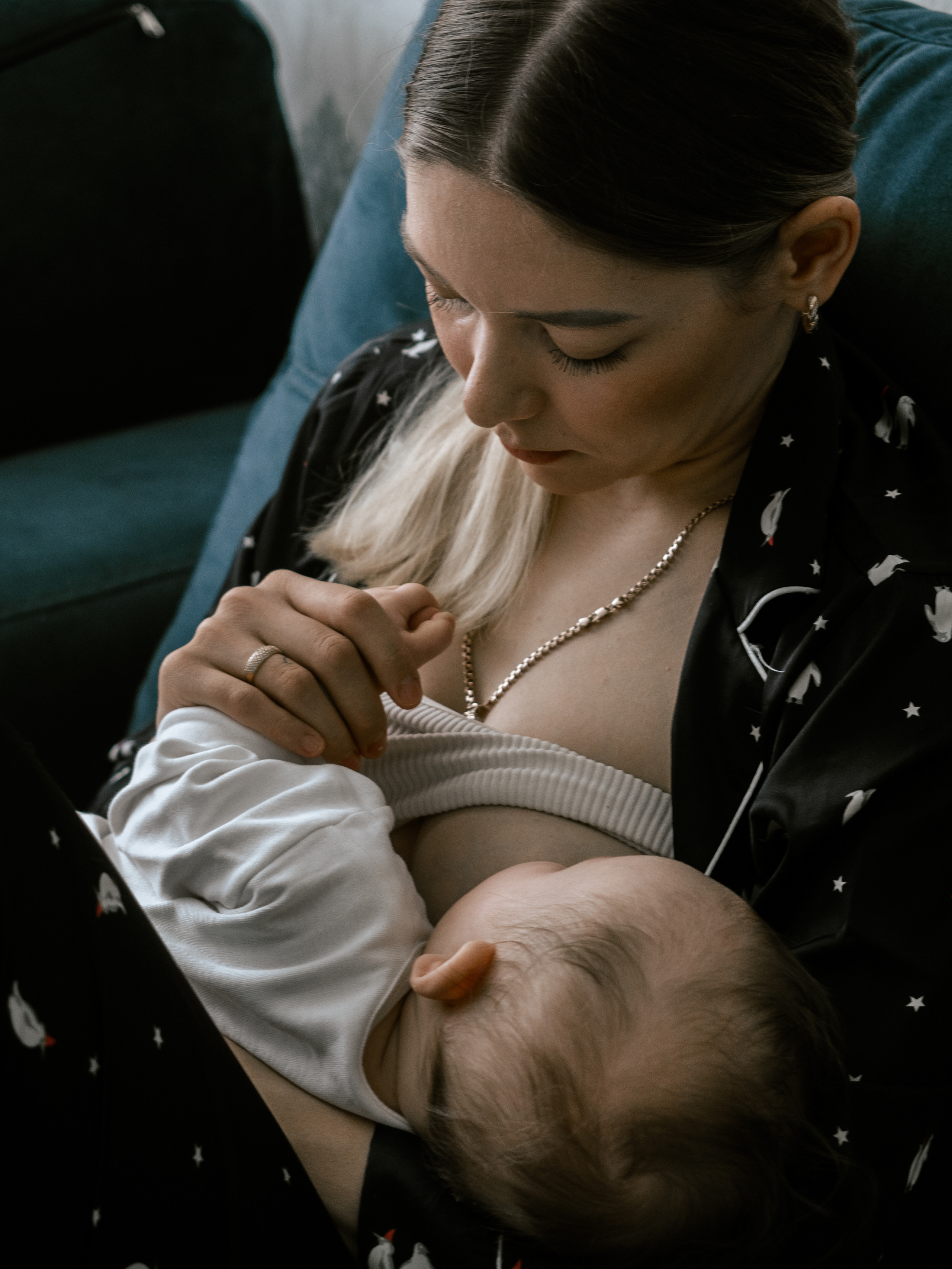 Анастасия и малышка Сашенька. Фотограф в Омске Долговых Катерина