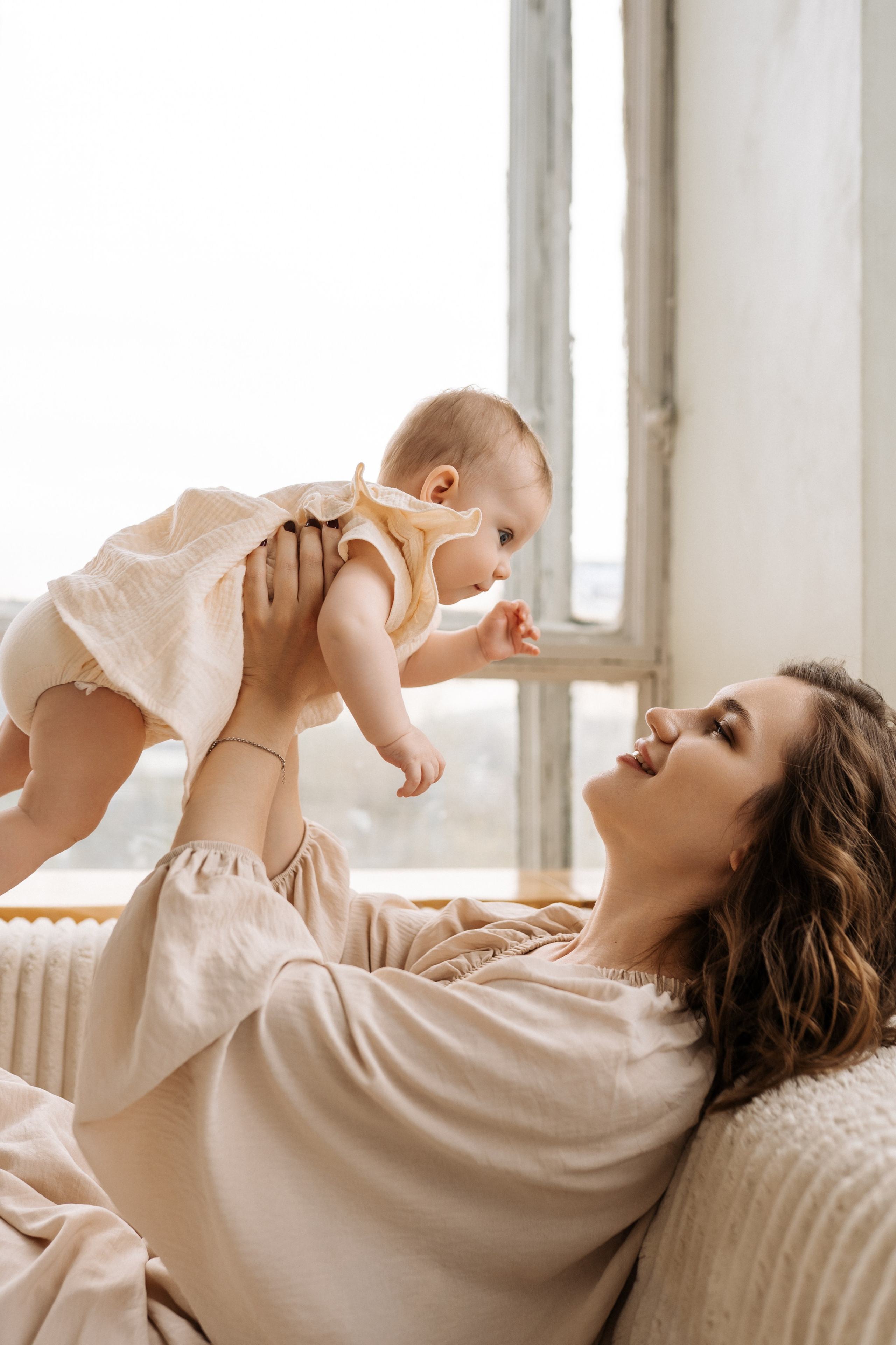 Семейная фотосессия в студии в Москве, семейный фотограф Анна Полушина. Свадебный фотограф в Москве Анна Полушина
