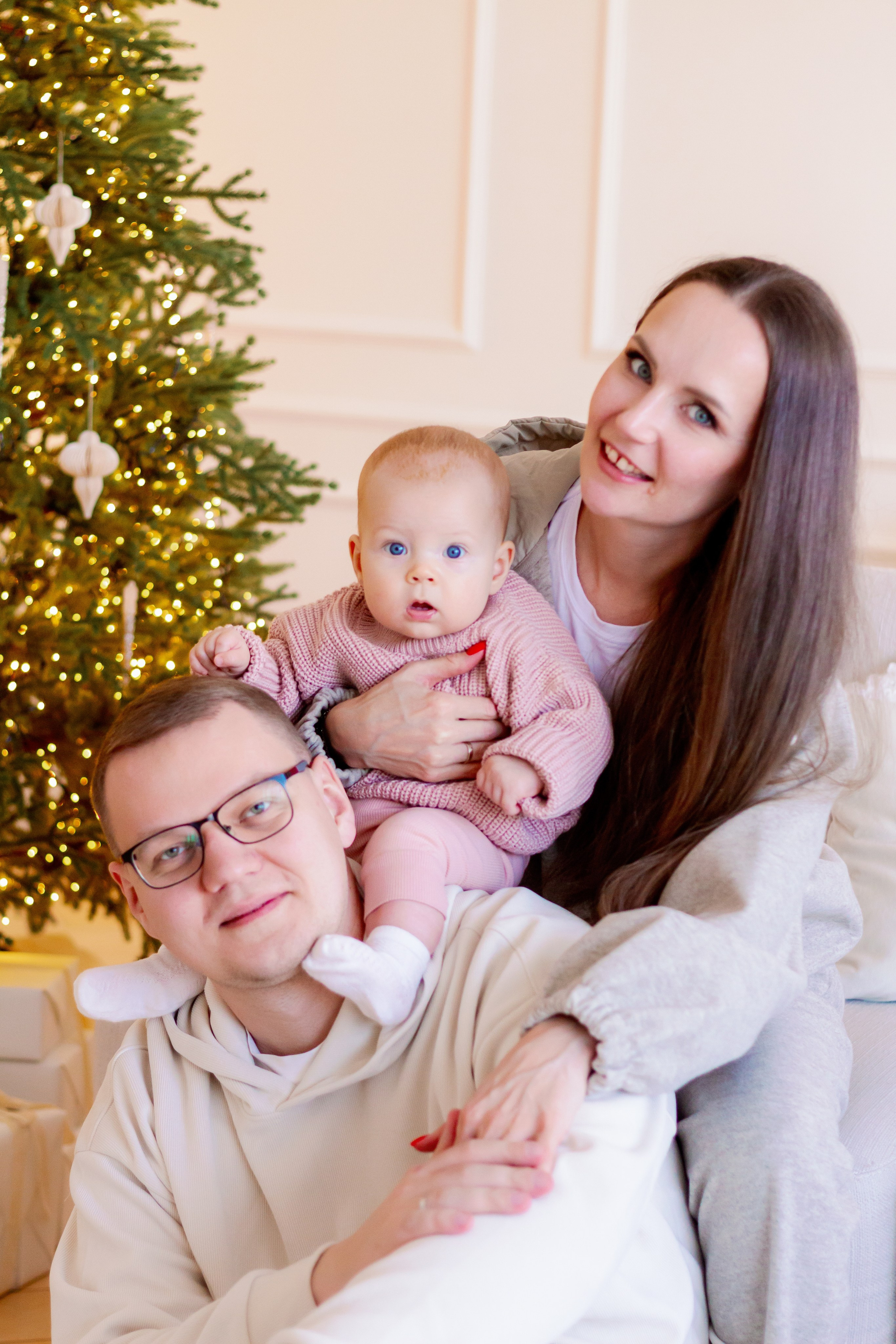 Новогодняя семейная фотосессия с малышом, Екатеринбург. Фотограф в Екатеринбурге Пойгина Елена