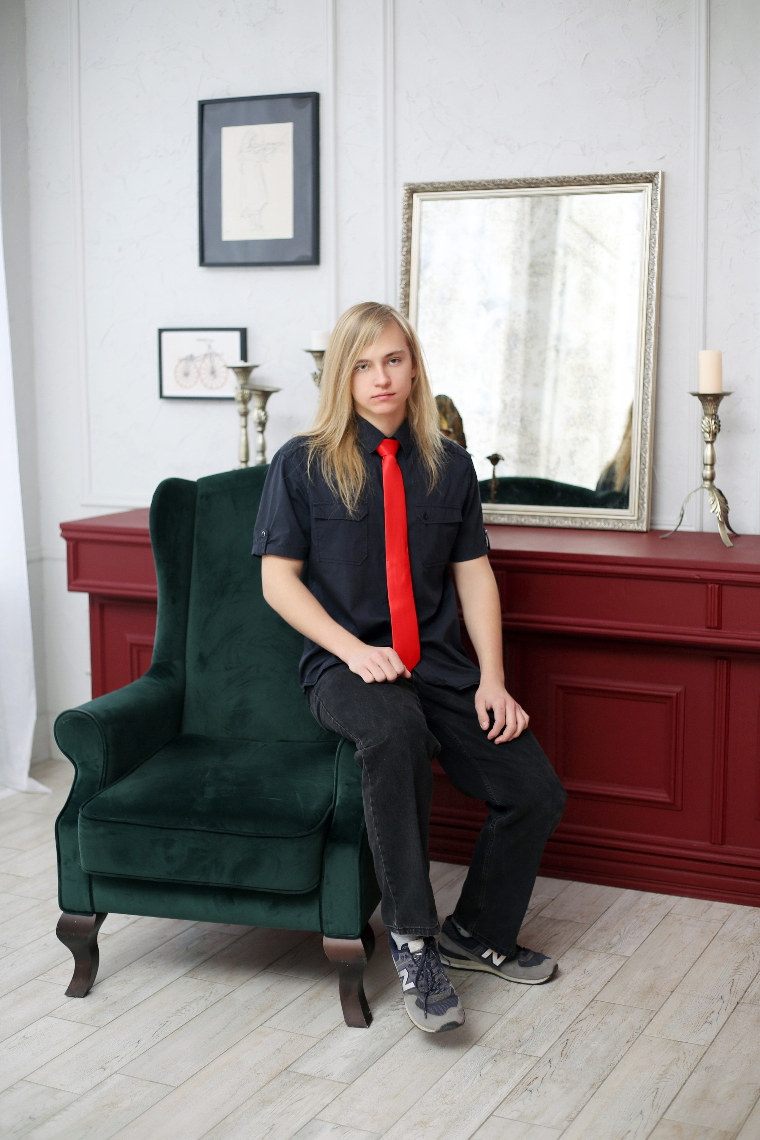 Фотостудия JBSTUDIO (зал светлый). Выпускные альбомы Воронеж от Веры Соколовой