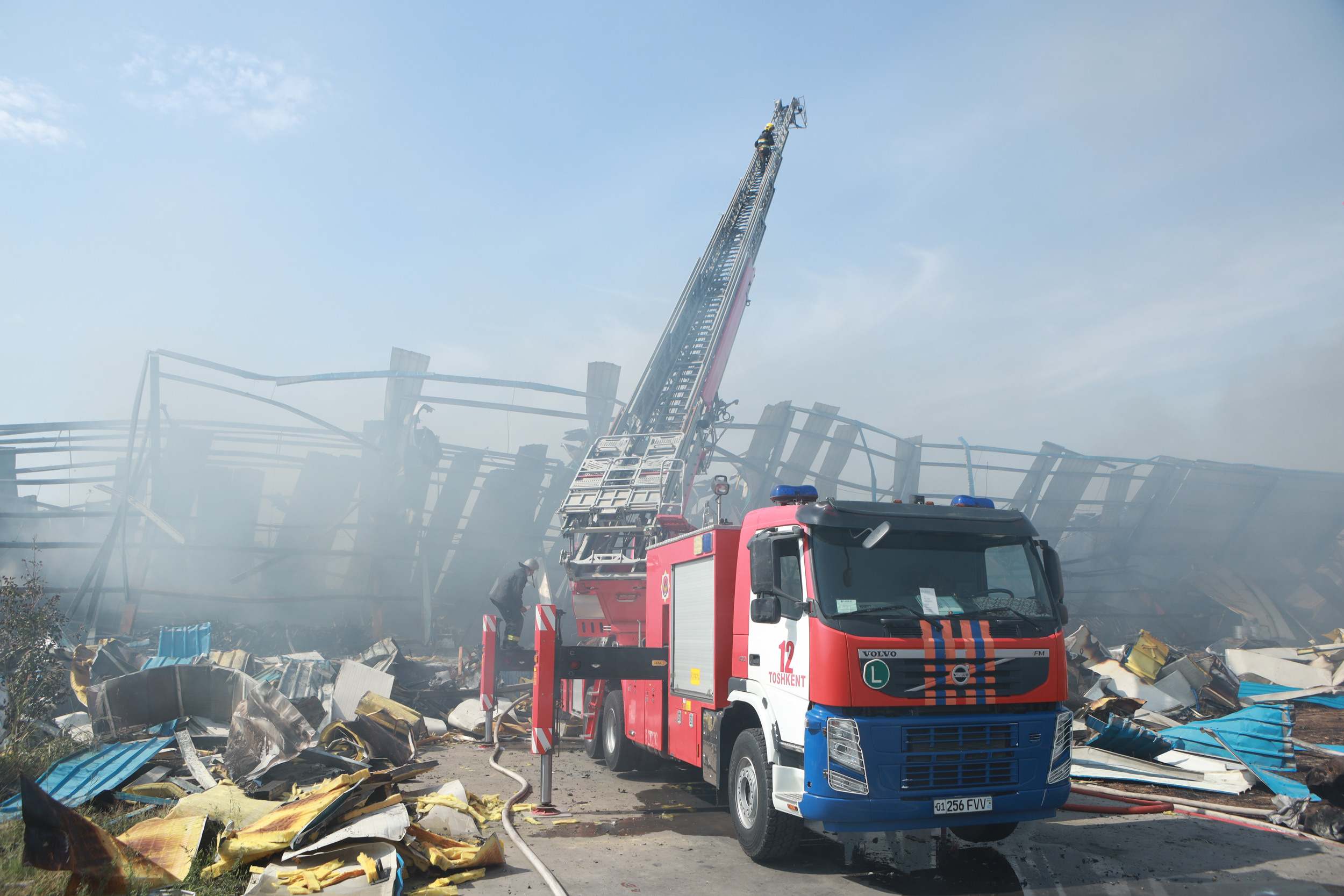 Uzbekistan daily. Commerce & art photographer