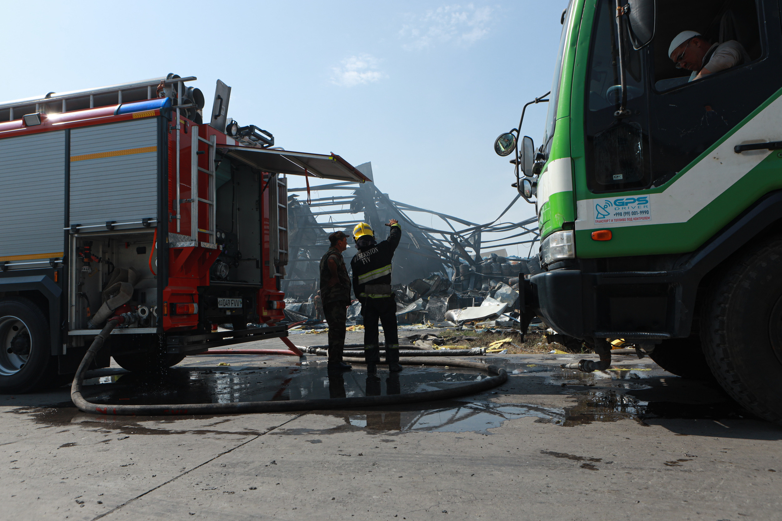 Uzbekistan daily. Commerce & art photographer