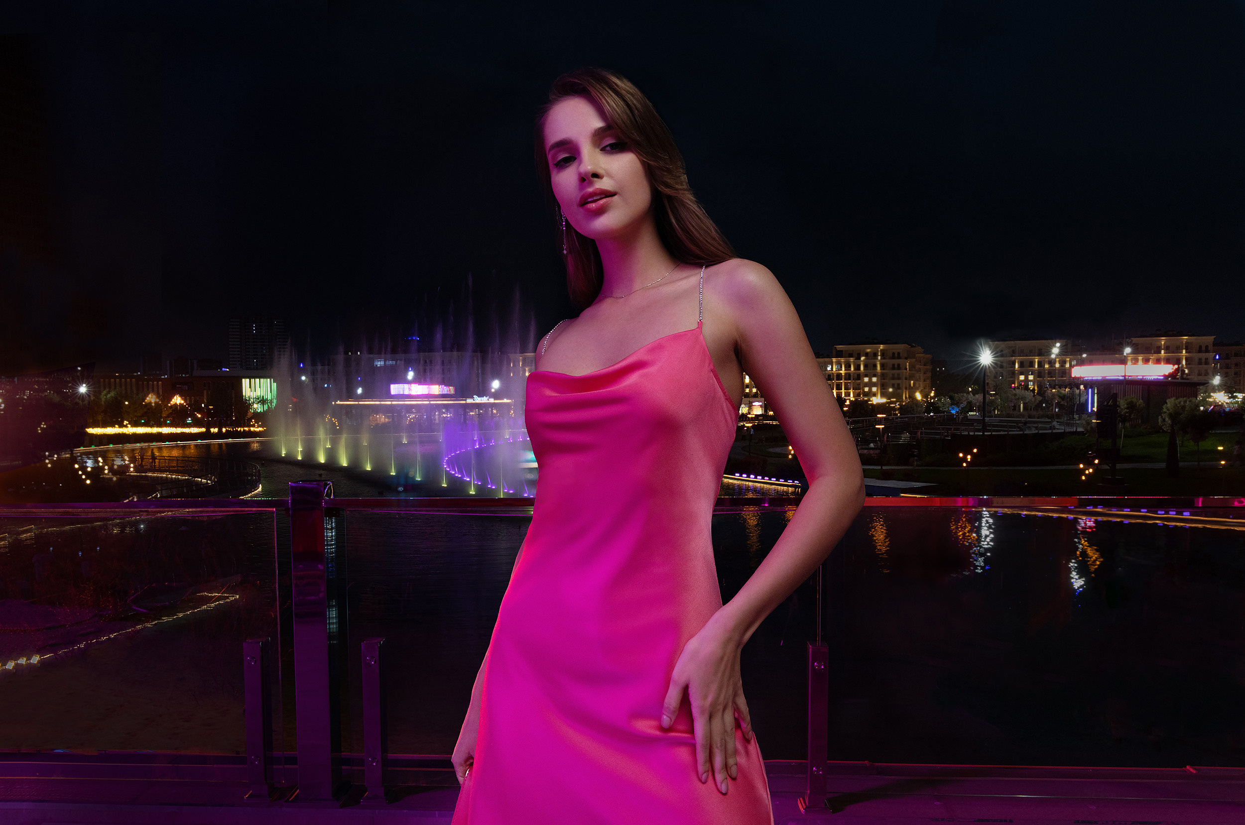 Commercial & Fashion. Commerce & art photographer