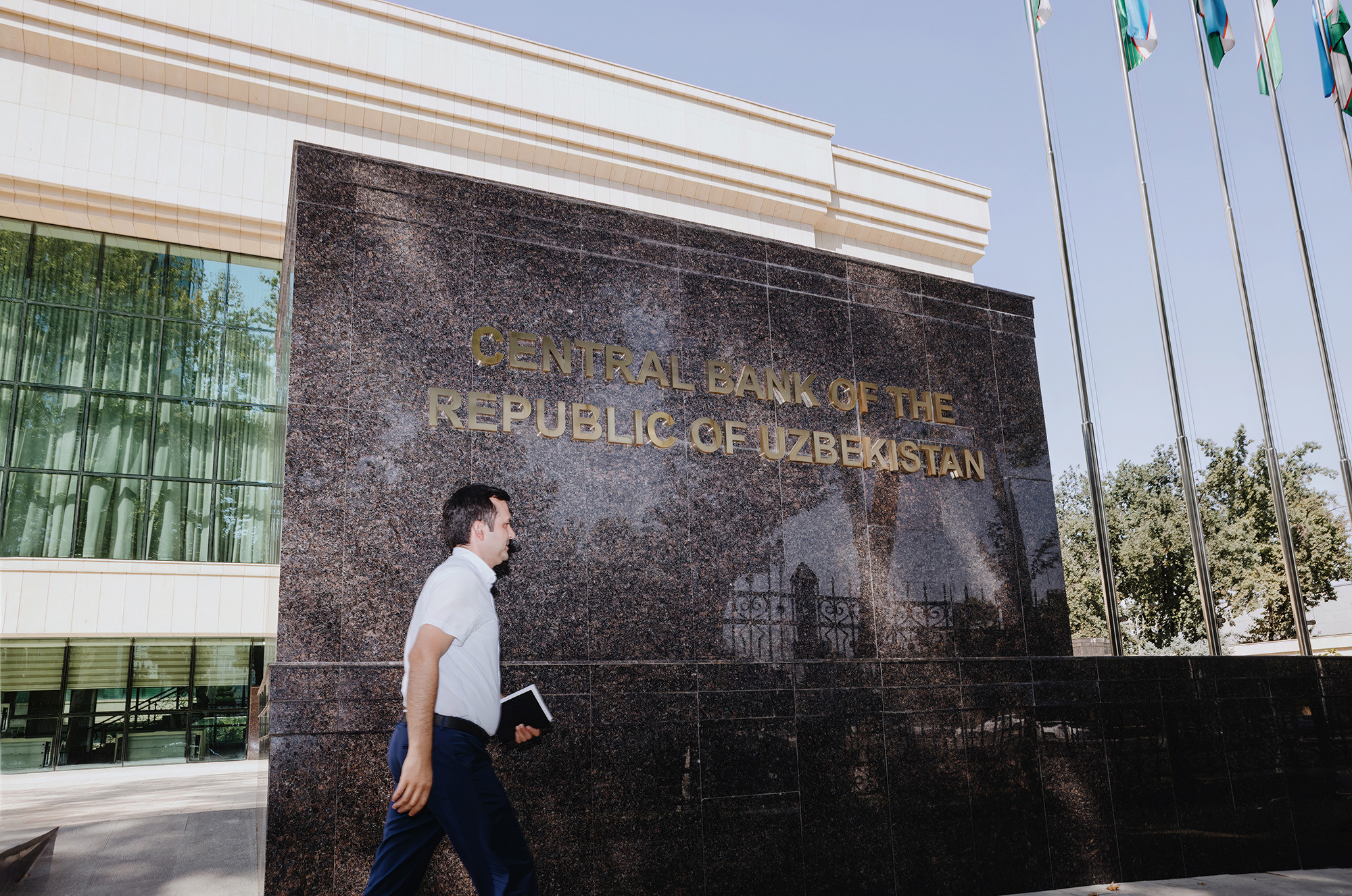 Uzbekistan daily. Commerce & art photographer