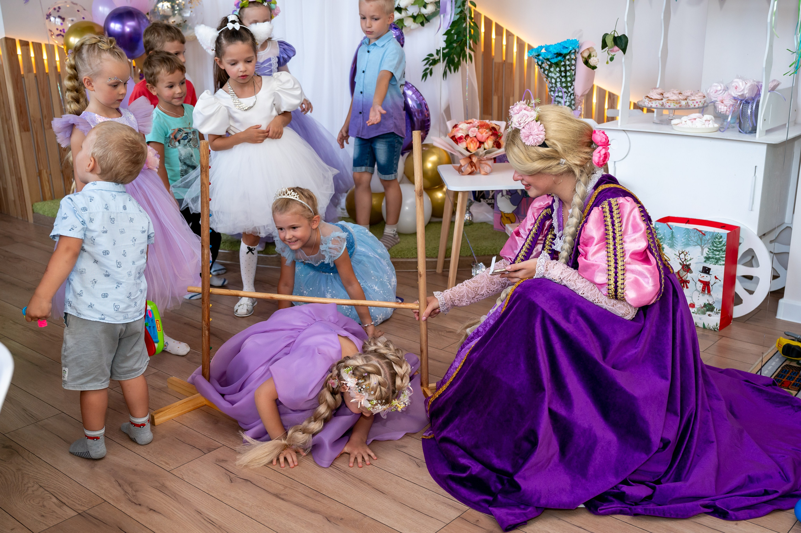 ДР в лофте с фокусником