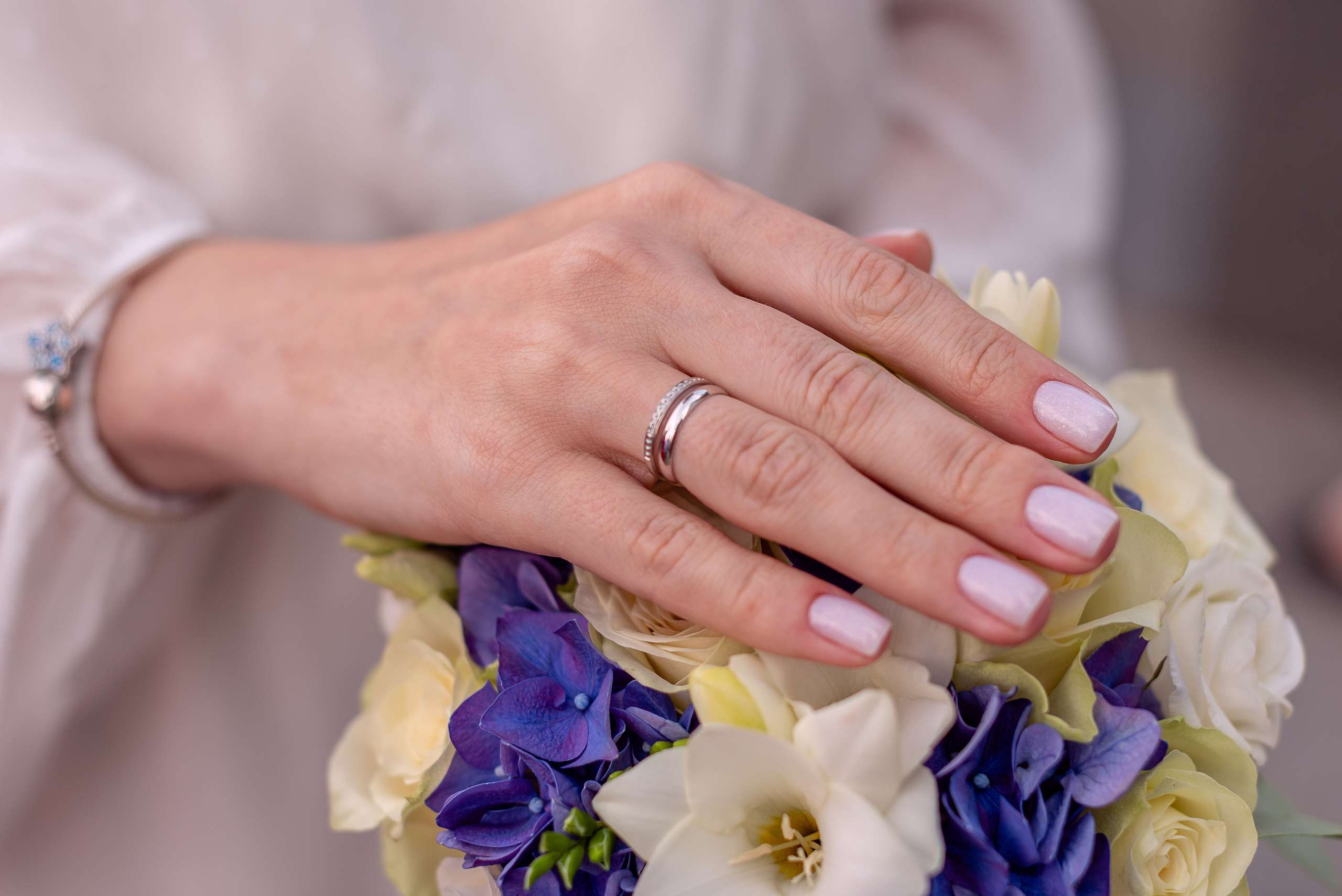 Свадебные фото в загсе. Свадебный фотограф в Москве и Московской области Елена Четоркина