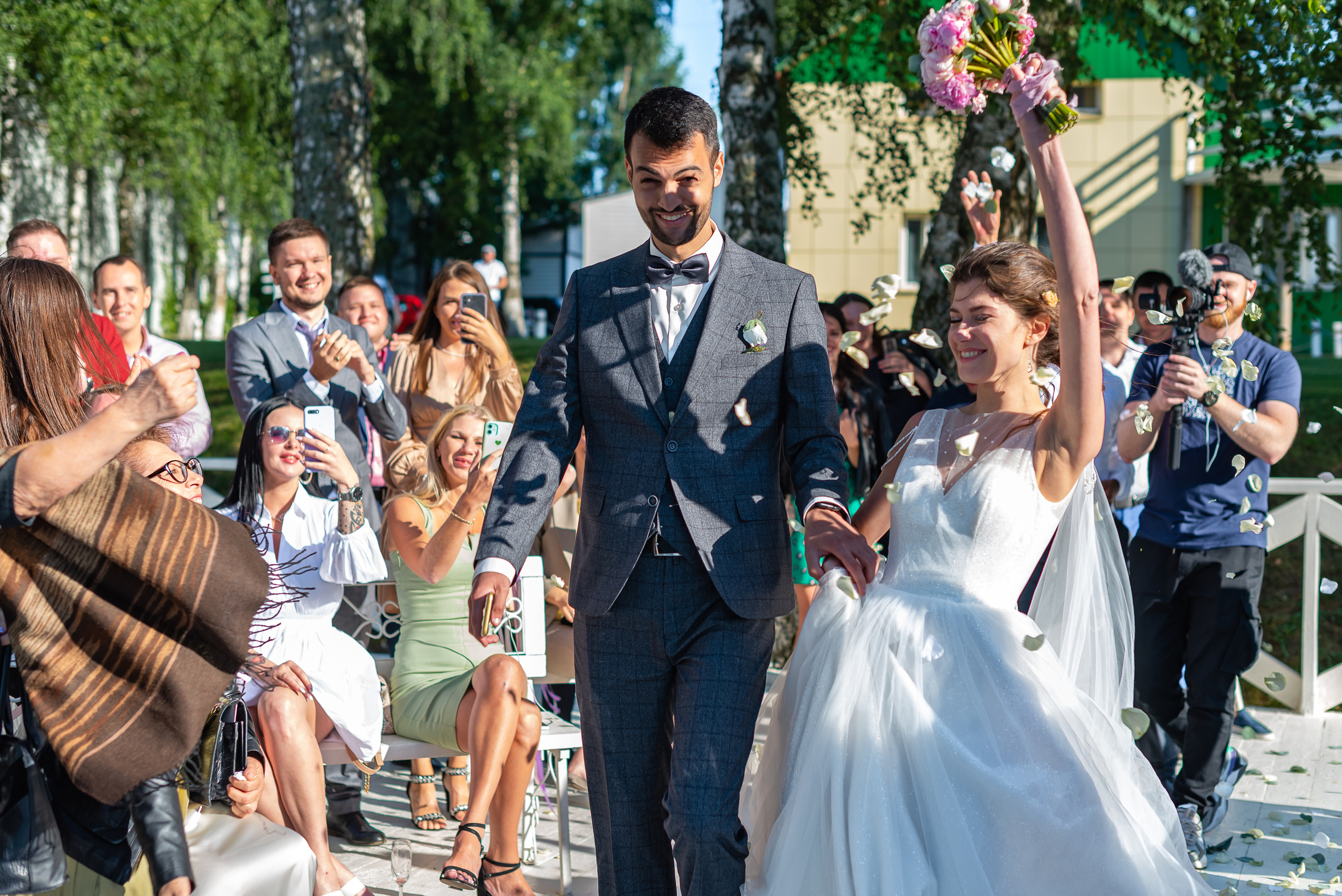 Выездная регистрация на природе. Свадебный фотограф в Москве и Московской области Елена Четоркина