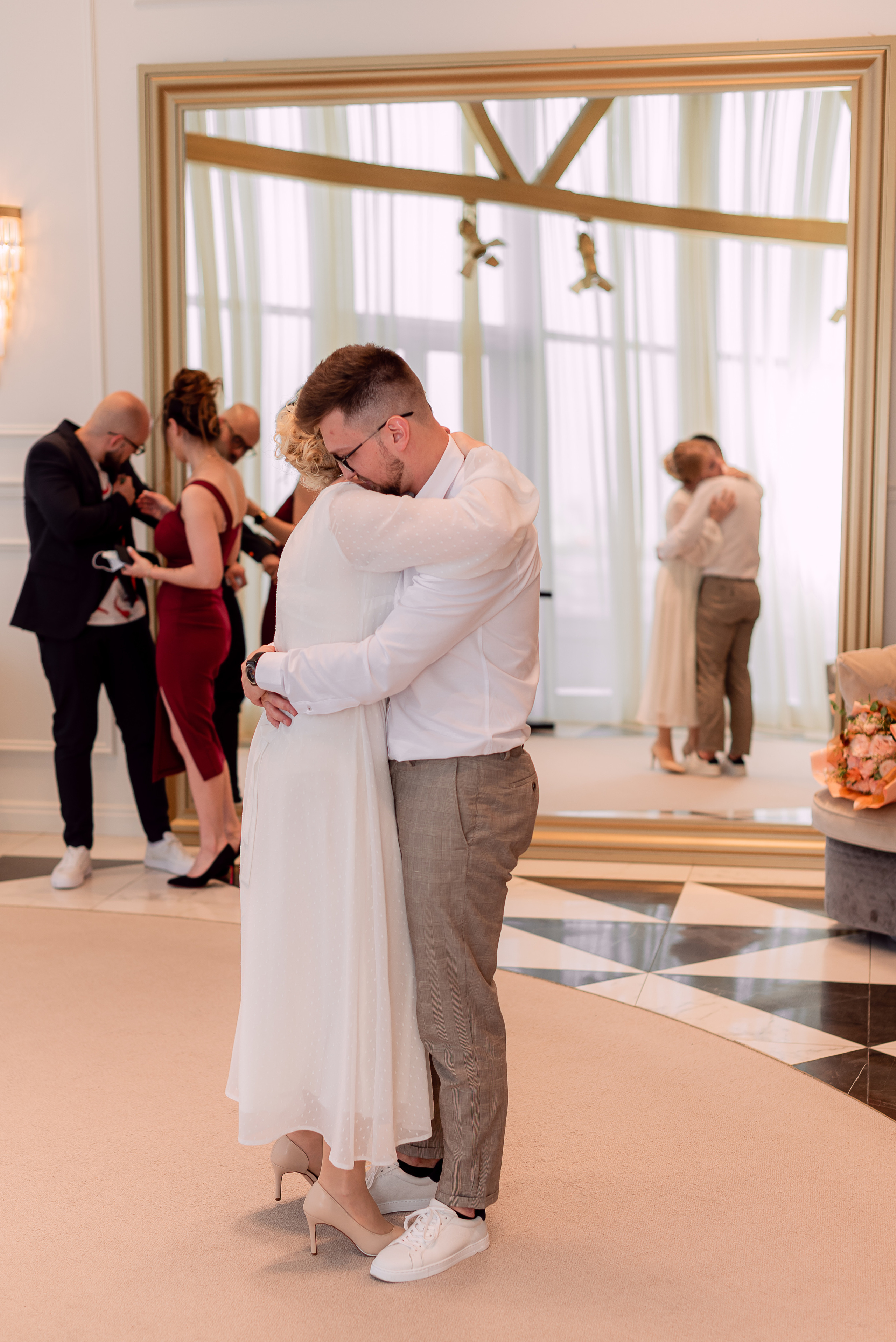 Свадебные фото в загсе. Свадебный фотограф в Москве и Московской области Елена Четоркина