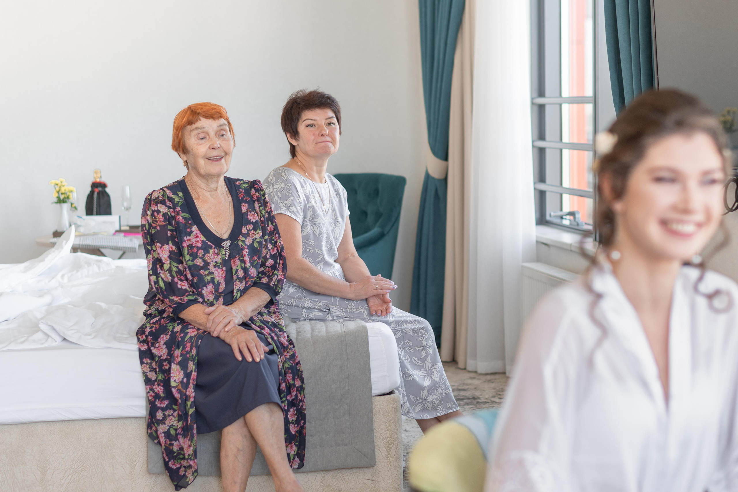 Сборы невесты на свадьбу. Свадебный фотограф в Москве и Московской области Елена Четоркина