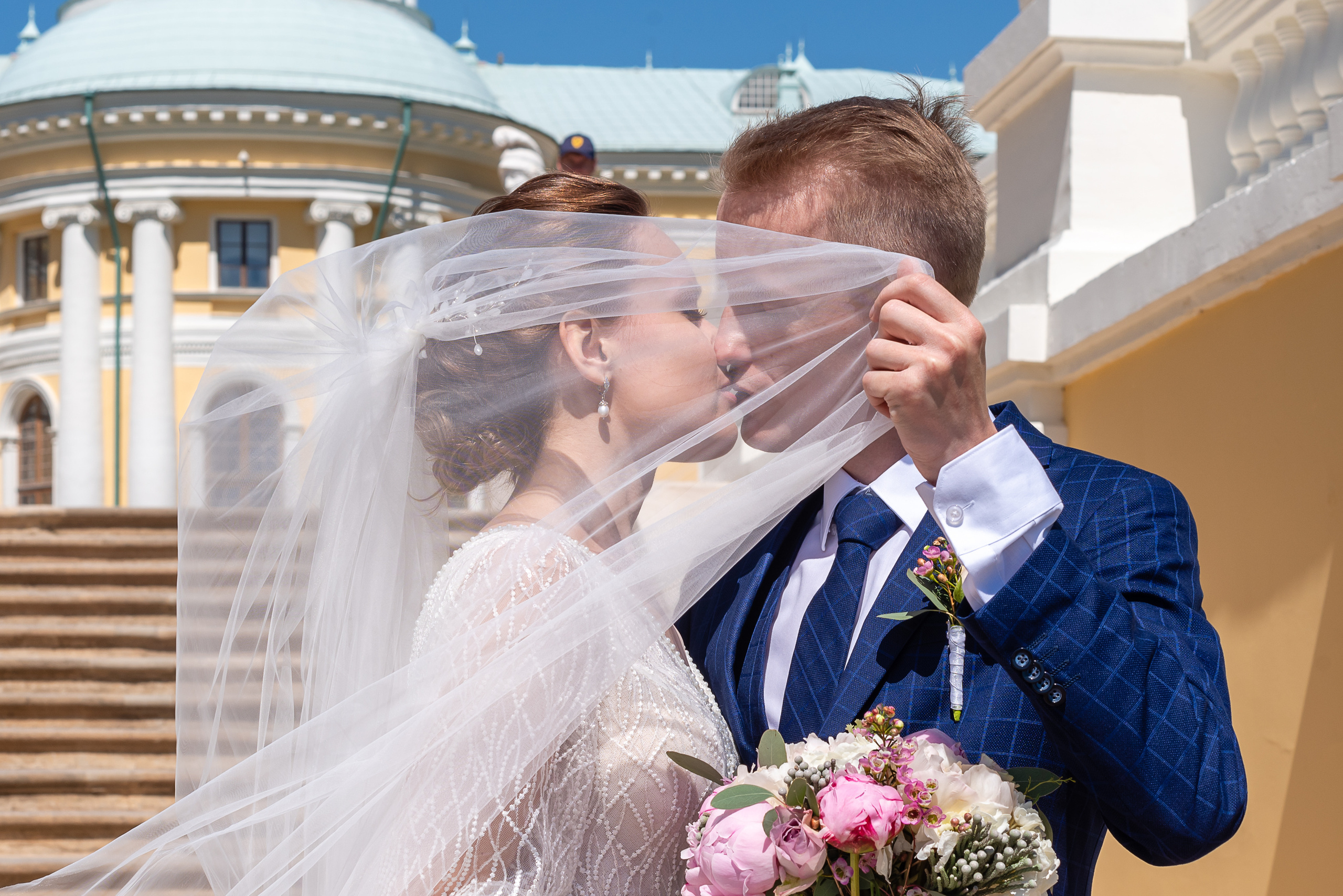 Свадебная фотосессия, прогулка молодоженов. Свадебный фотограф в Москве и Московской области Елена Четоркина