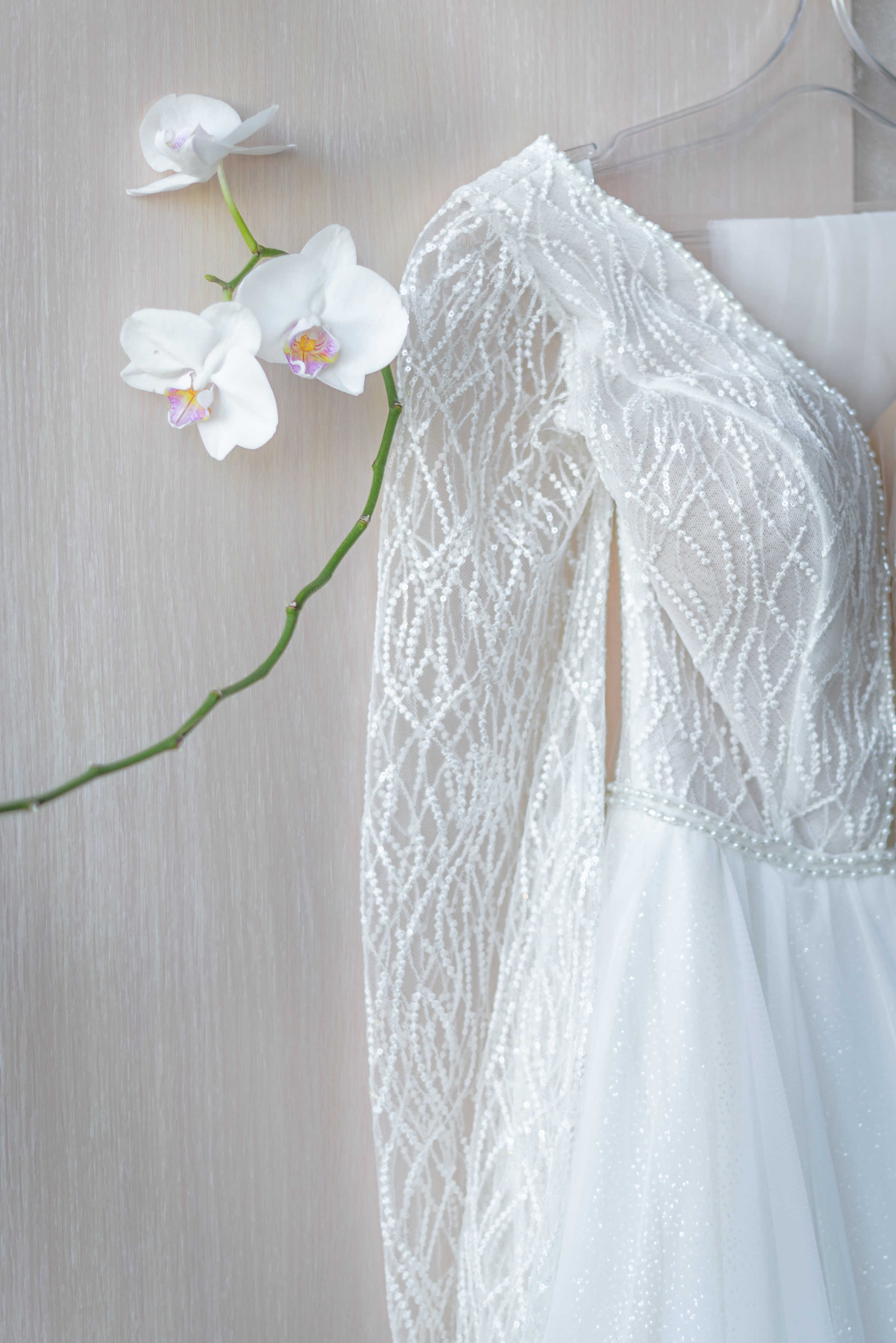 Утро невесты, трогательные фото с мамой. Свадебный фотограф в Москве и Московской области Елена Четоркина