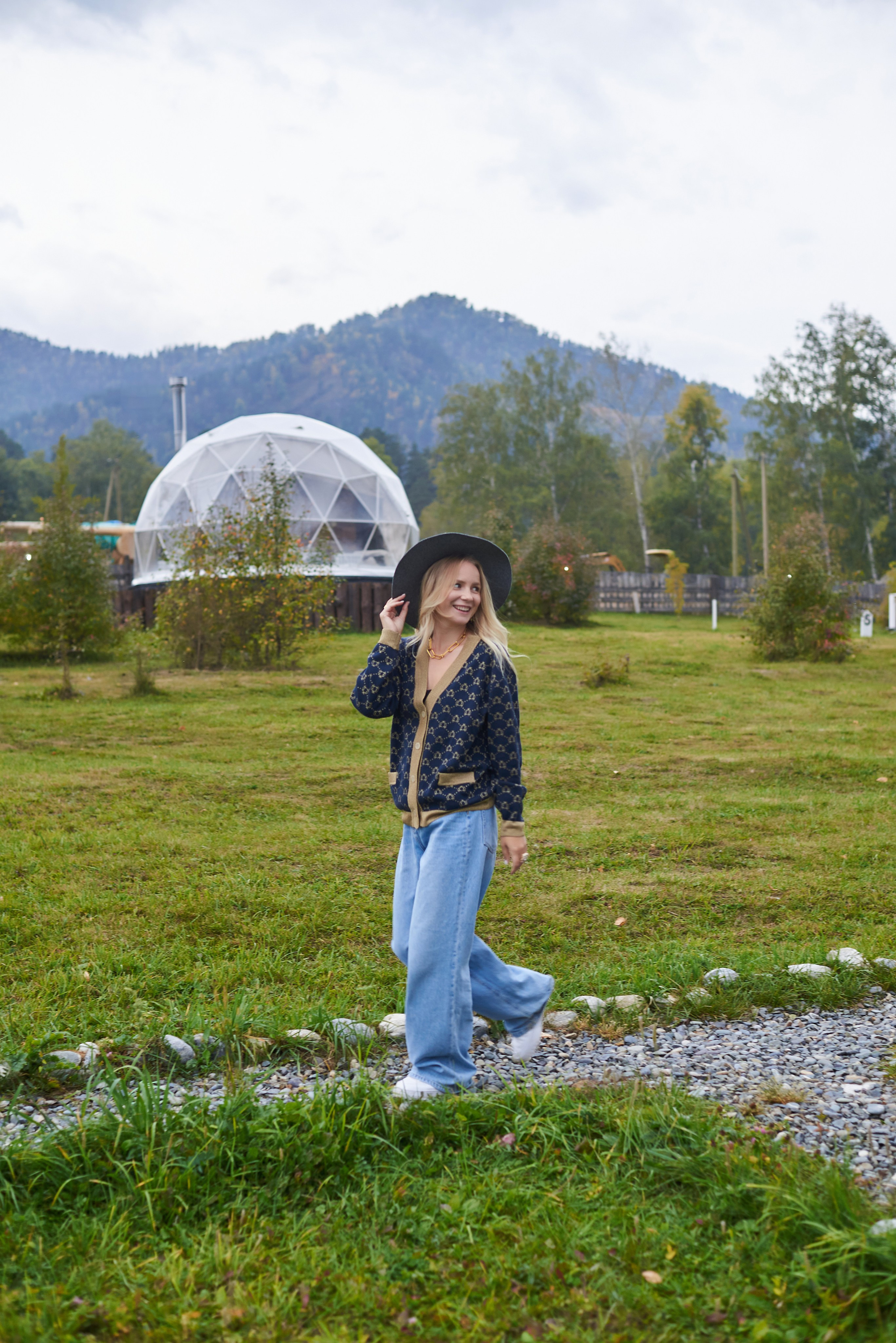 Для контента одежды. Семейный фотограф в Барнауле, Горный Алтай, Заринск, Алейск