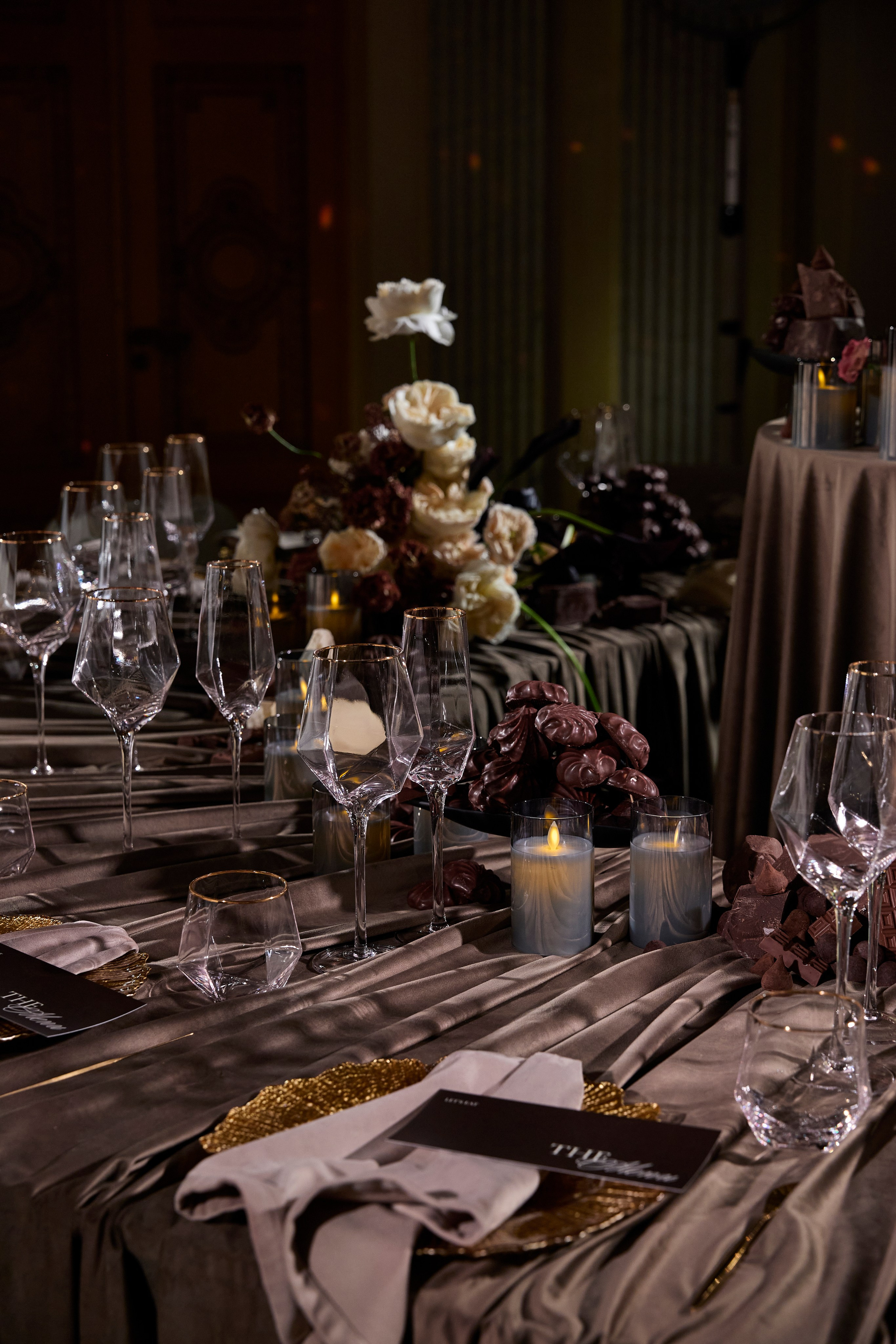 Особняк Ермолинского. Свадебный фотограф Анастасия Казакова