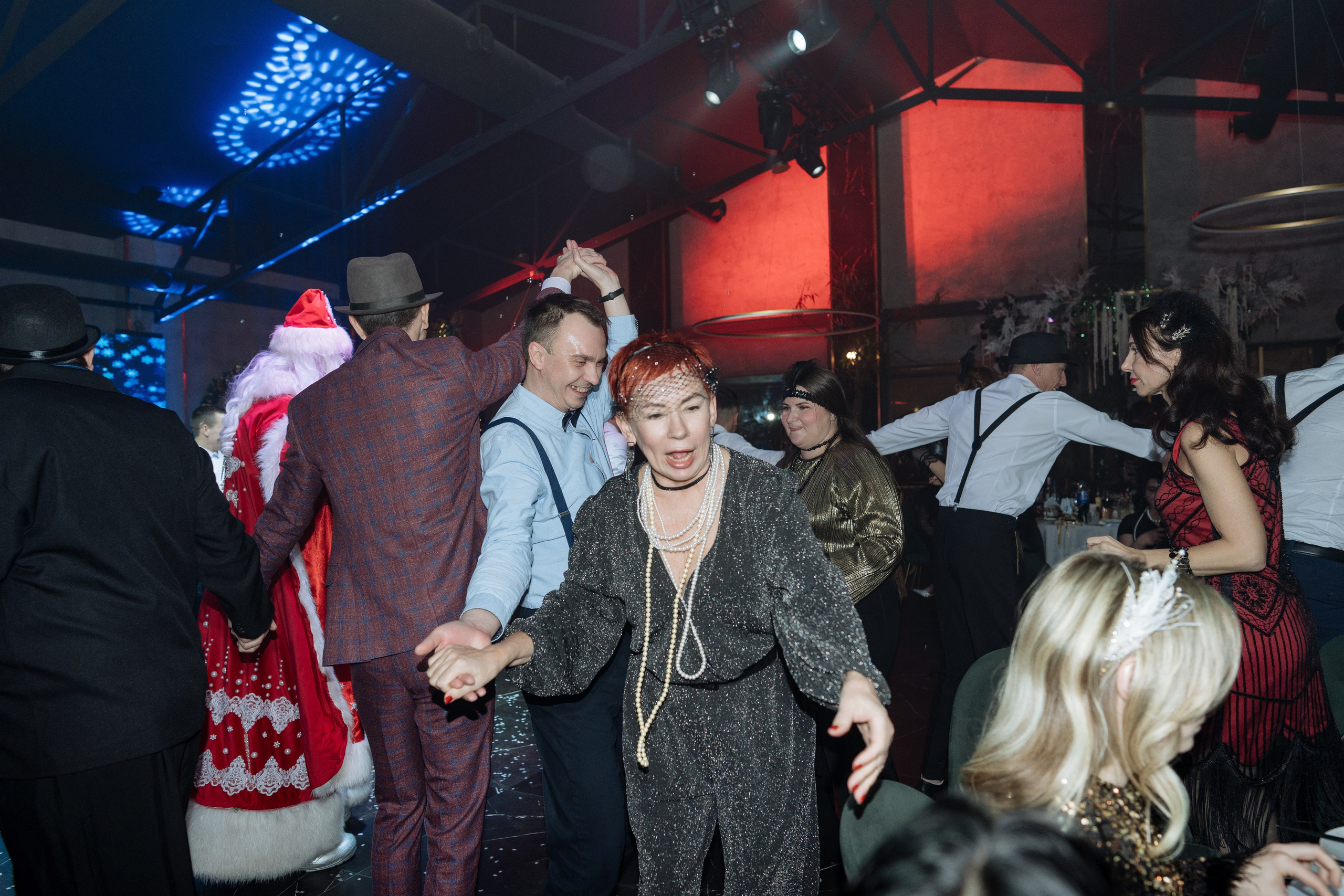 Альбион Тур