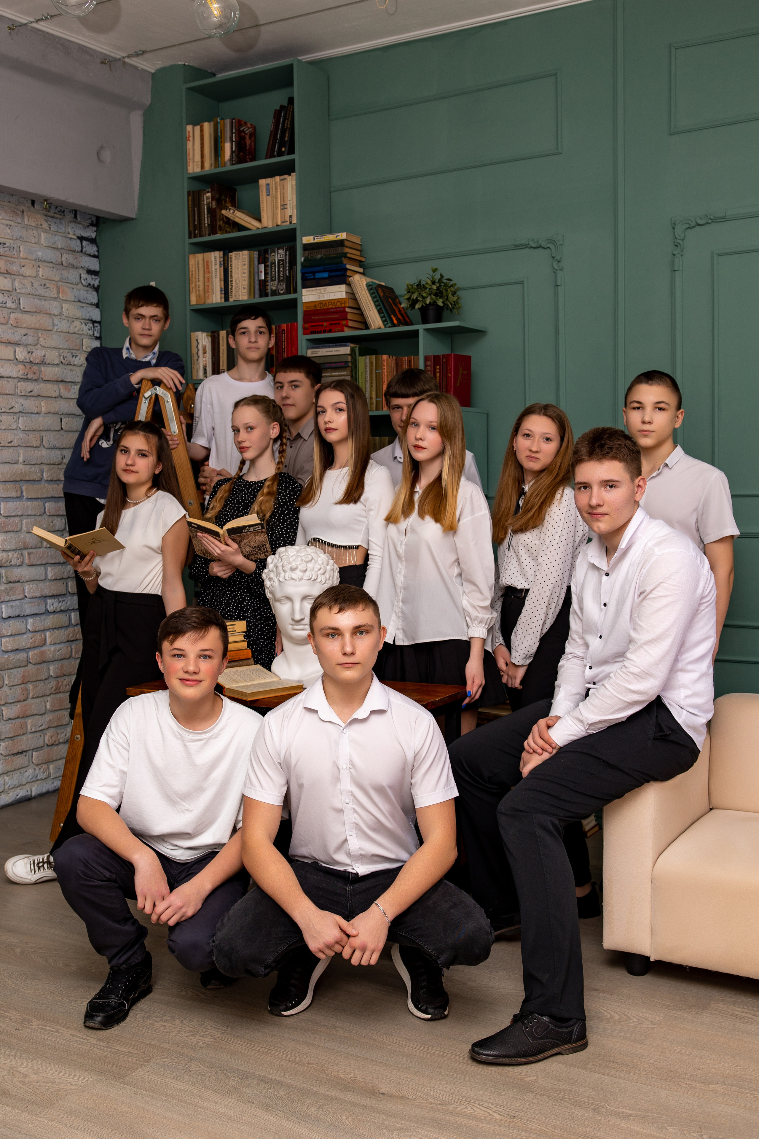 Школа 1 Лабинск. Видеосьемка, фотосьемка свадеб, юбилеев, утренников в Краснодарском кр