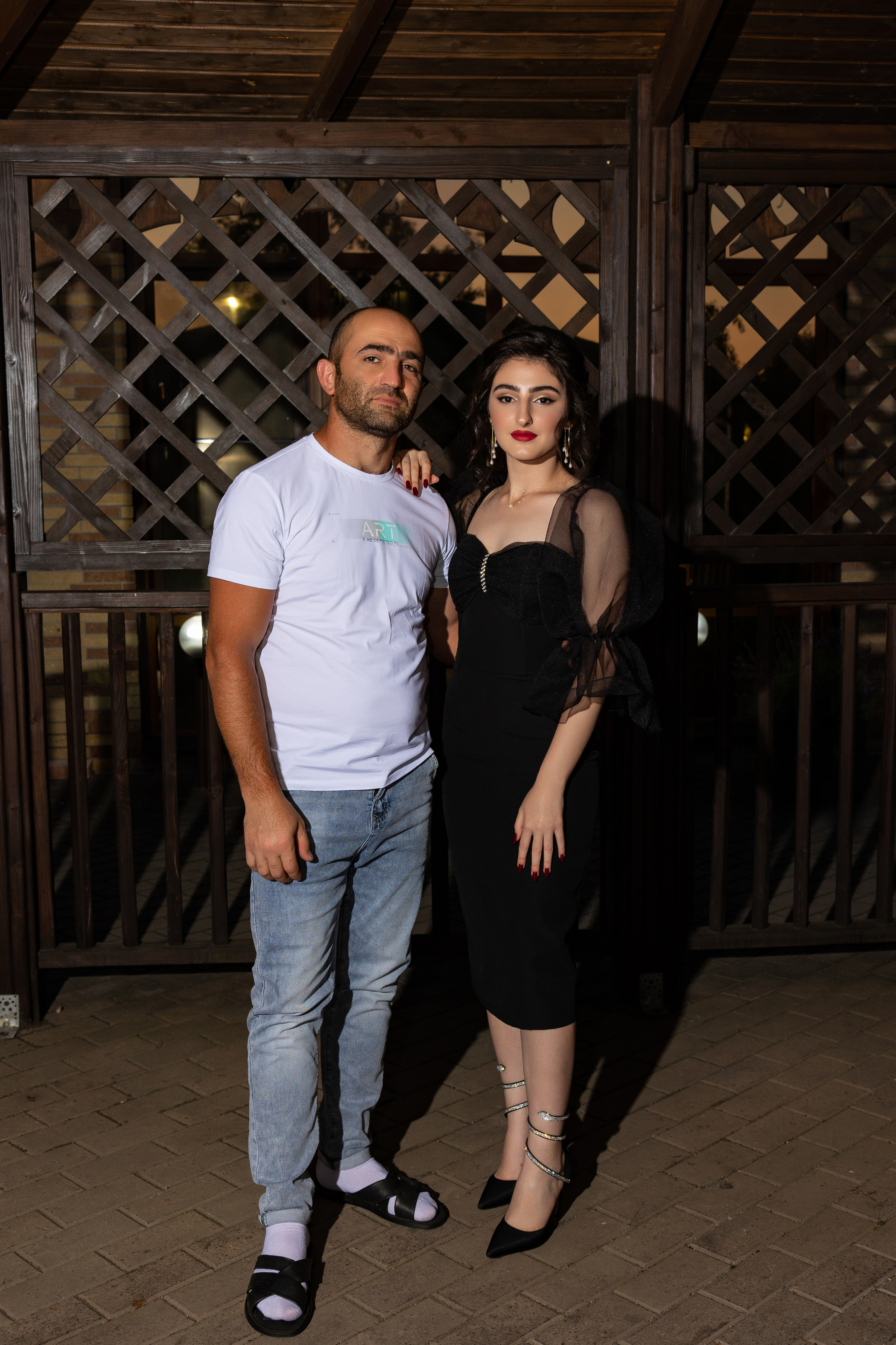 Школьный выпускной. Видеосьемка, фотосьемка свадеб, юбилеев, утренников в Краснодарском кр