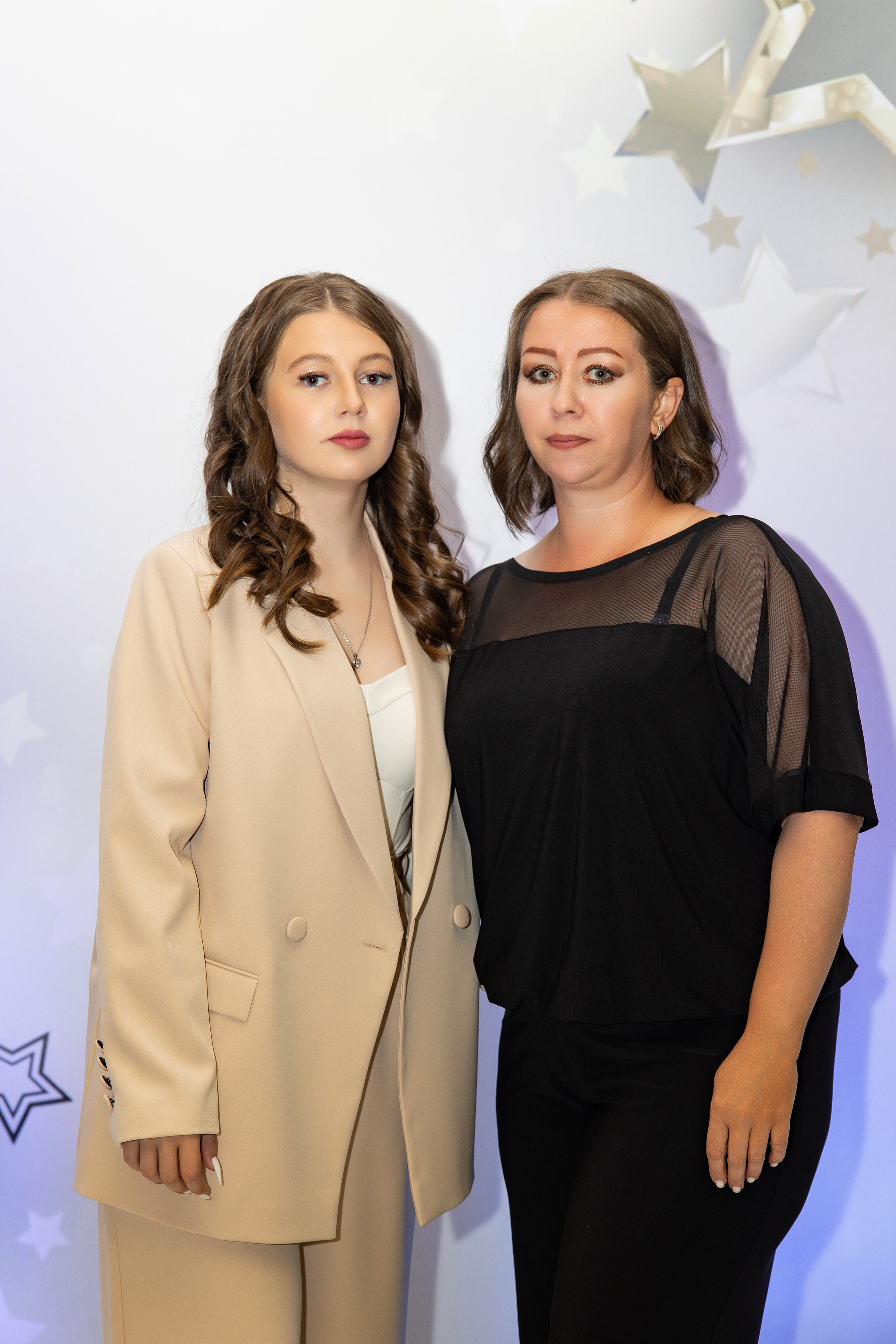 Школьный выпускной. Видеосьемка, фотосьемка свадеб, юбилеев, утренников в Краснодарском кр