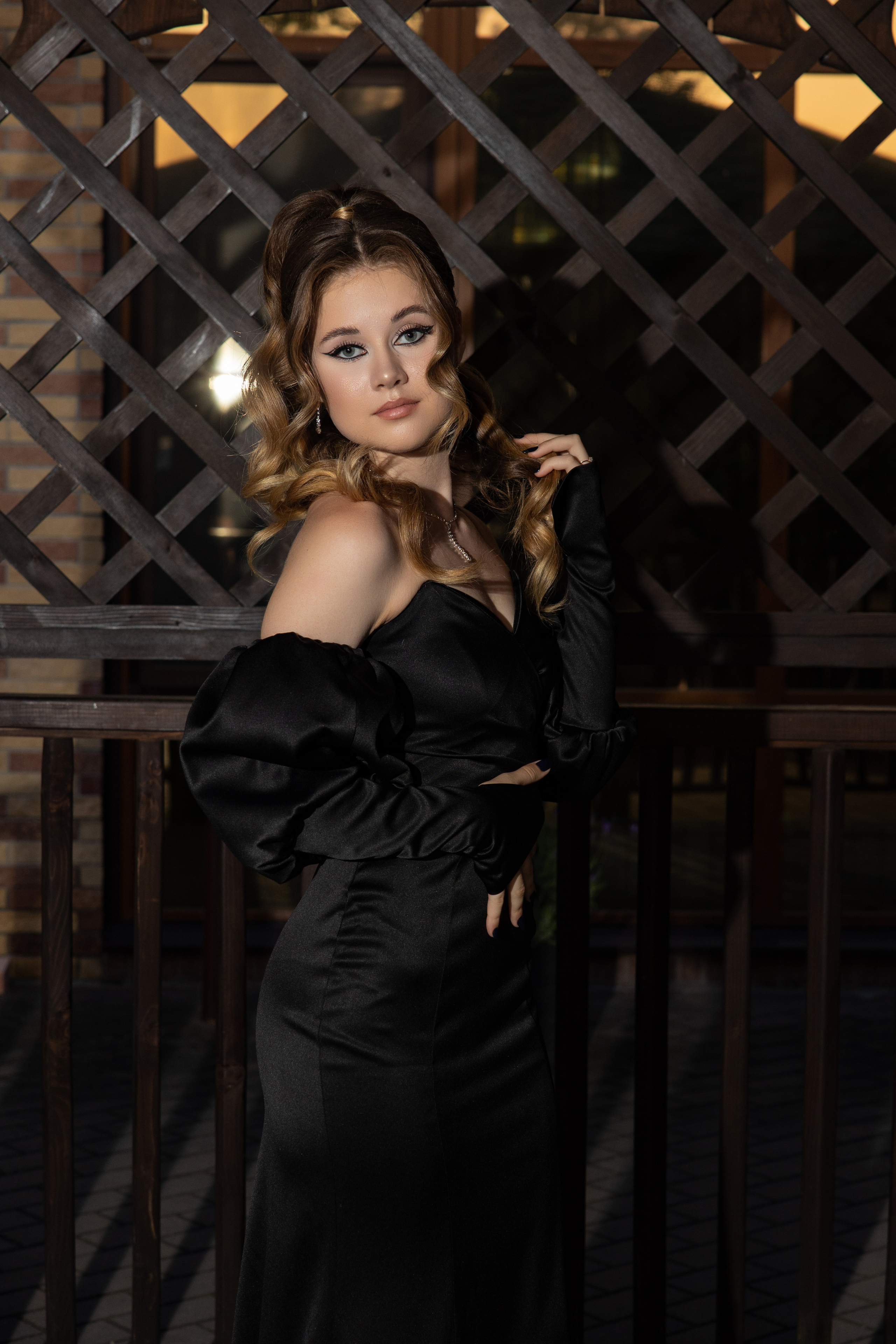 Школьный выпускной. Видеосьемка, фотосьемка свадеб, юбилеев, утренников в Краснодарском кр