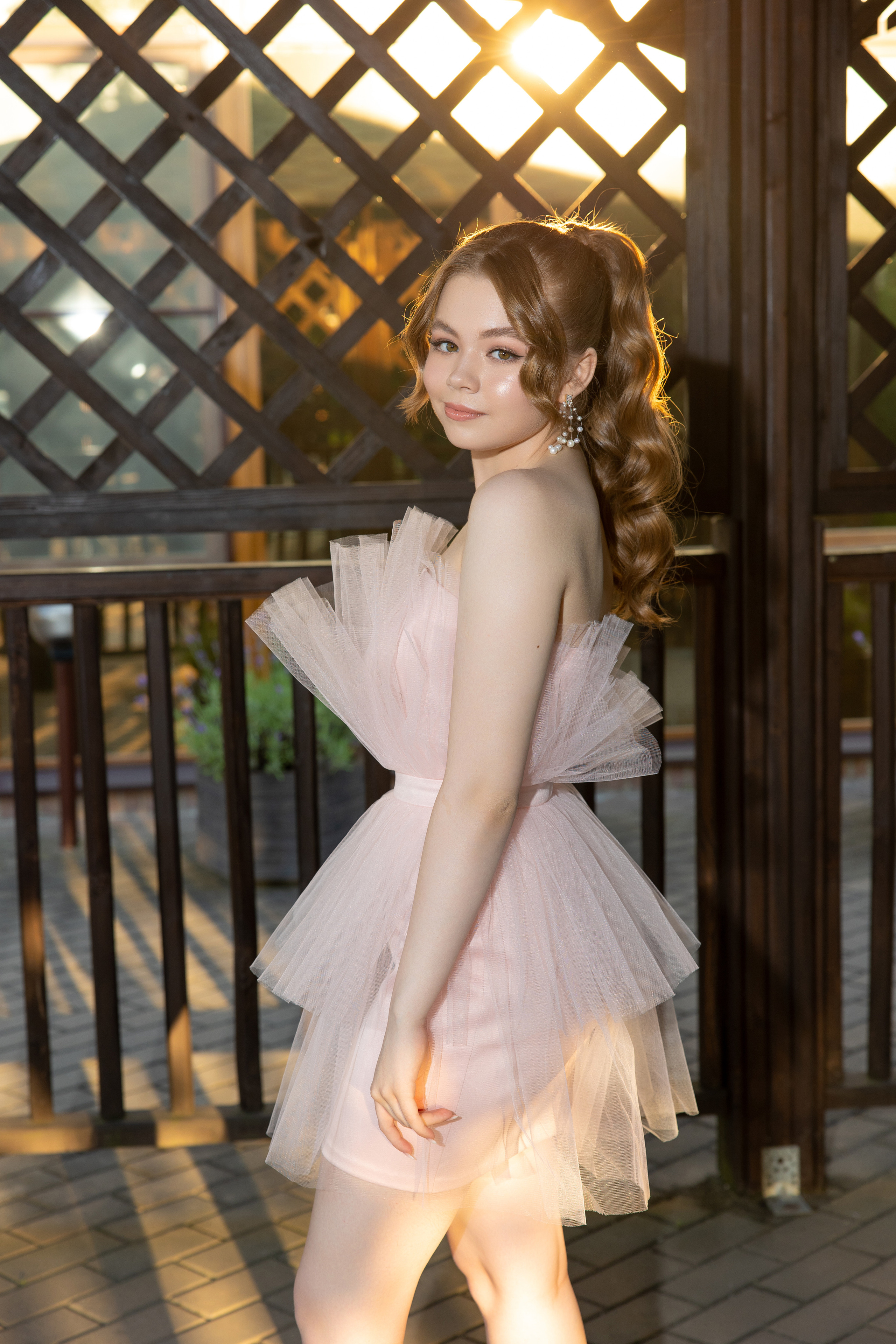 Школьный выпускной. Видеосьемка, фотосьемка свадеб, юбилеев, утренников в Краснодарском кр