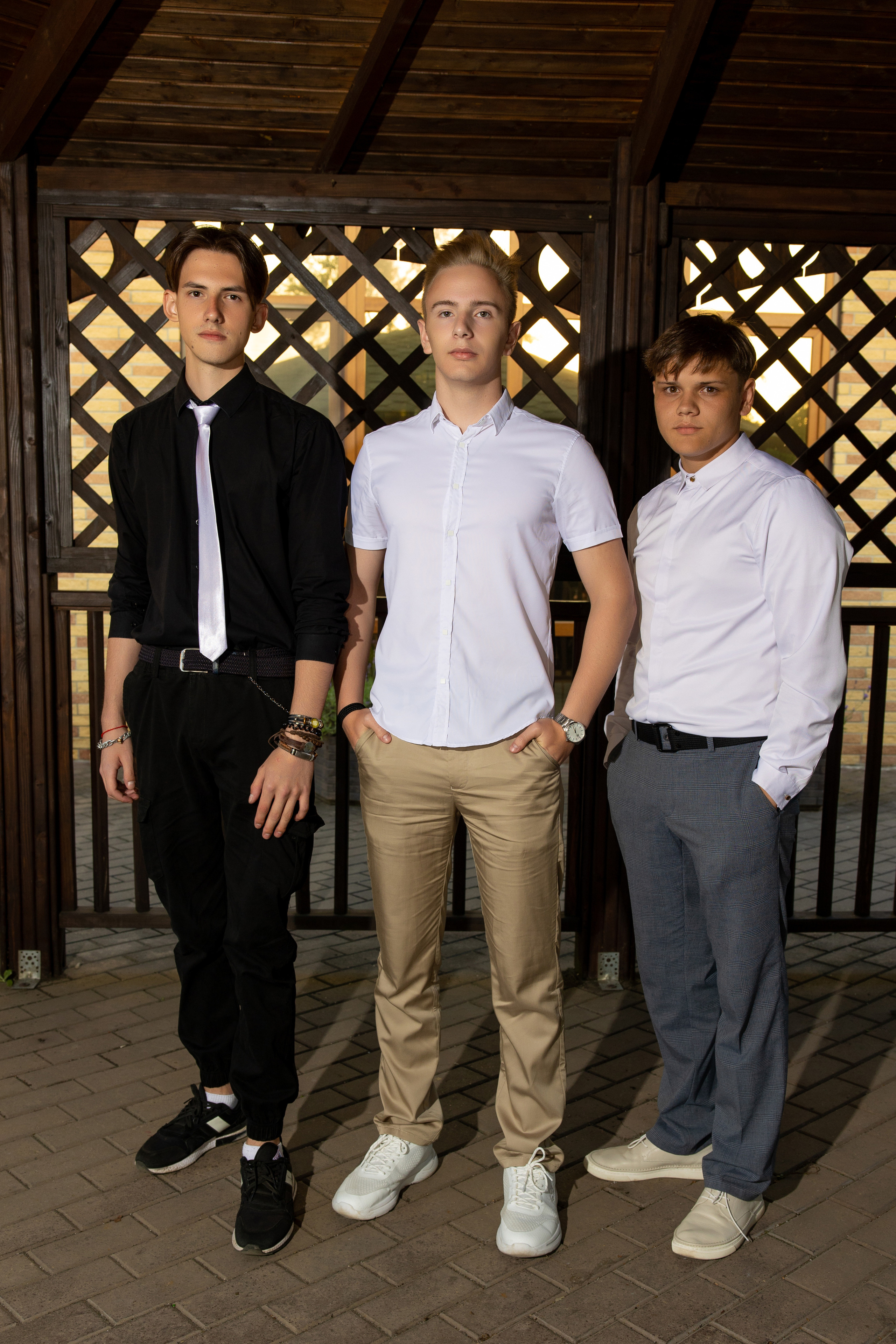 Школьный выпускной. Видеосьемка, фотосьемка свадеб, юбилеев, утренников в Краснодарском кр