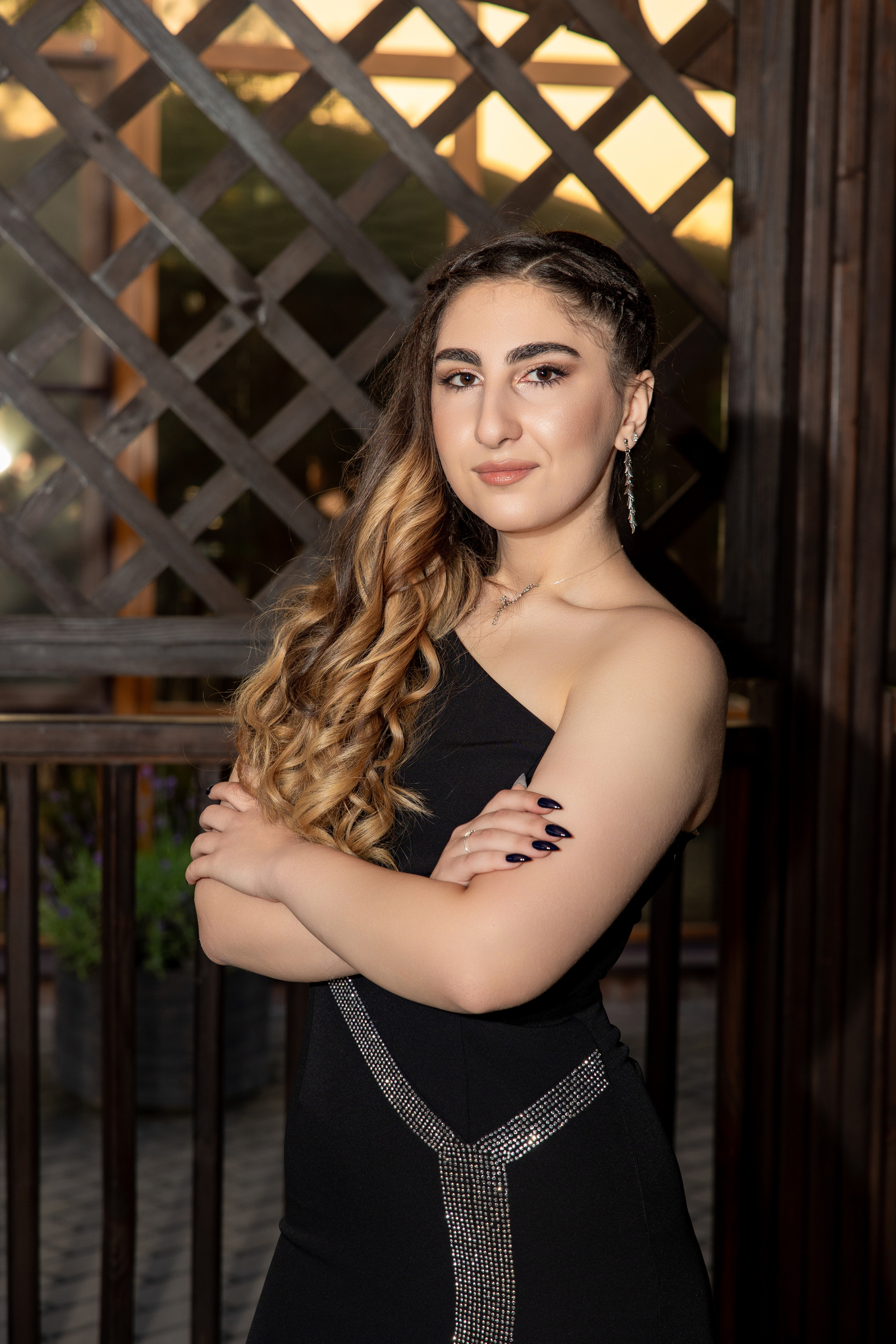 Школьный выпускной. Видеосьемка, фотосьемка свадеб, юбилеев, утренников в Краснодарском кр