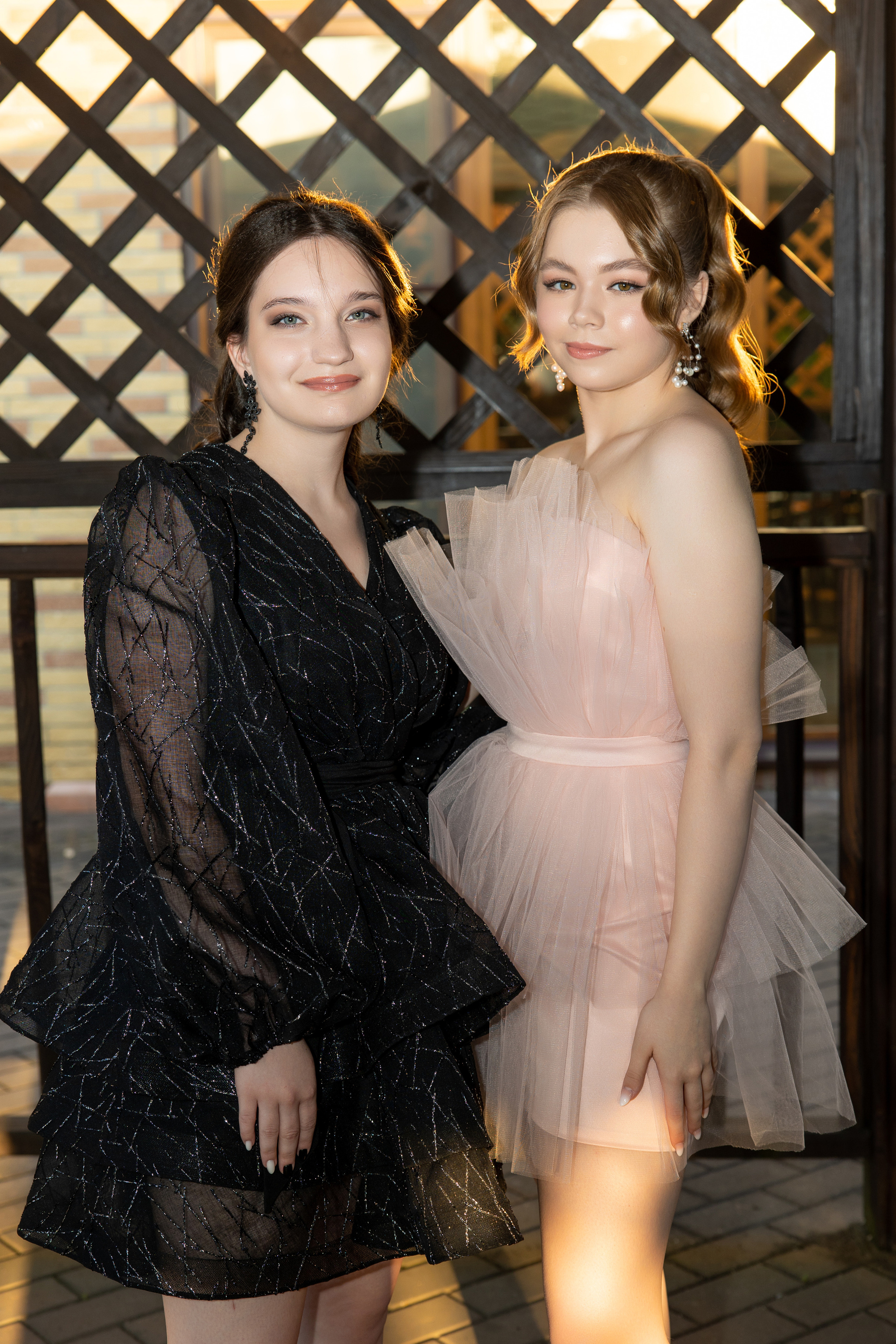 Школьный выпускной. Видеосьемка, фотосьемка свадеб, юбилеев, утренников в Краснодарском кр