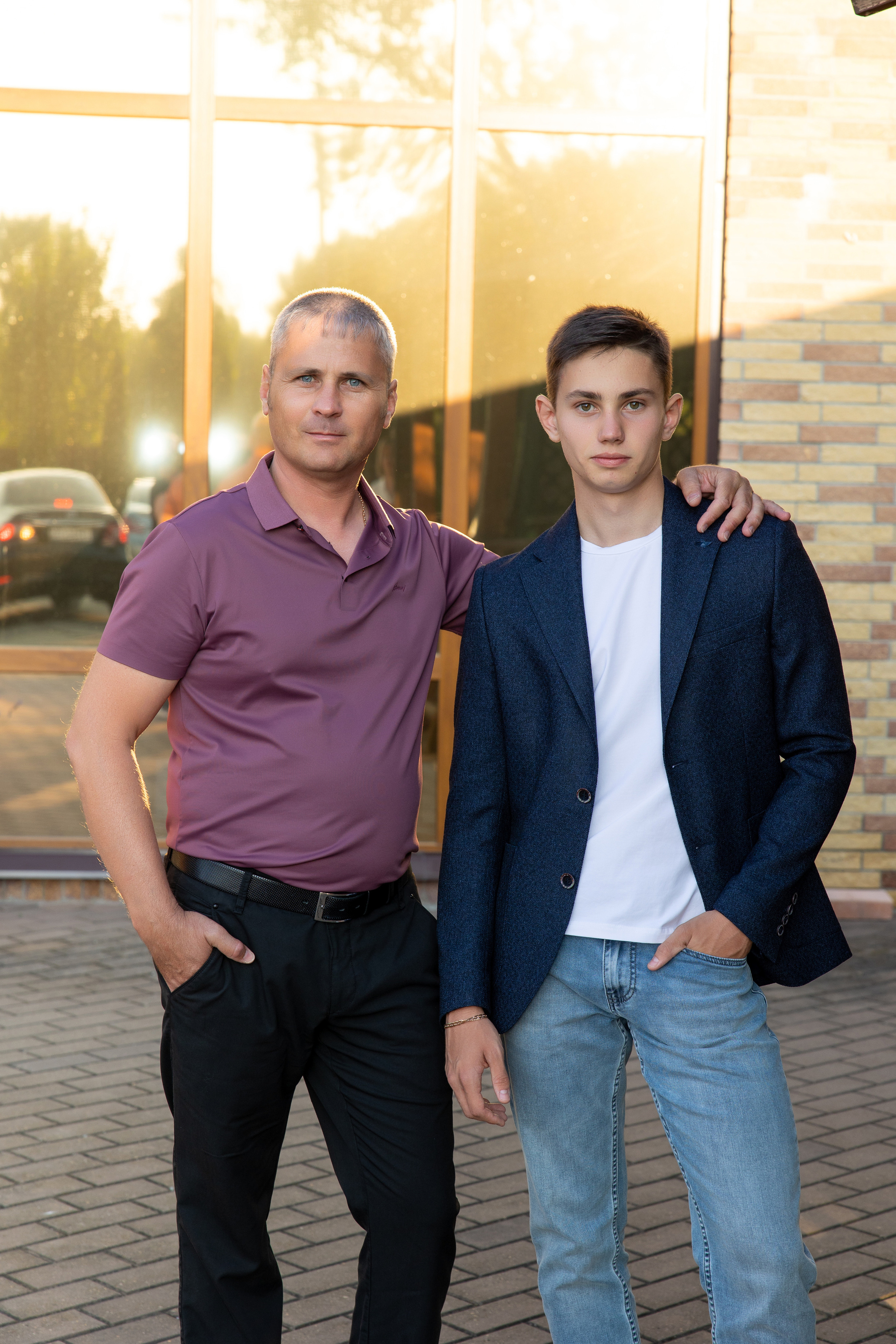 Школьный выпускной. Видеосьемка, фотосьемка свадеб, юбилеев, утренников в Краснодарском кр