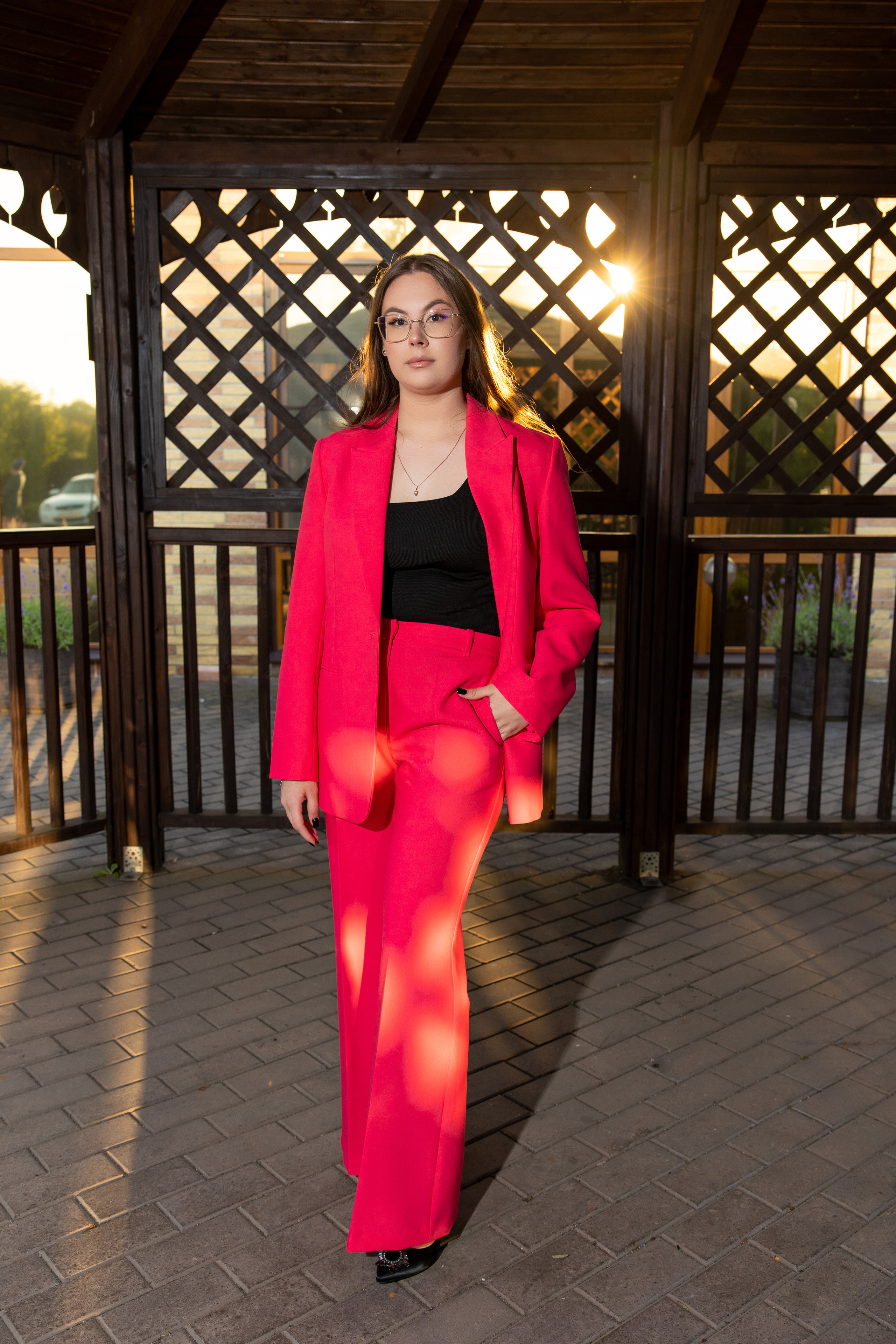 Школьный выпускной. Видеосьемка, фотосьемка свадеб, юбилеев, утренников в Краснодарском кр