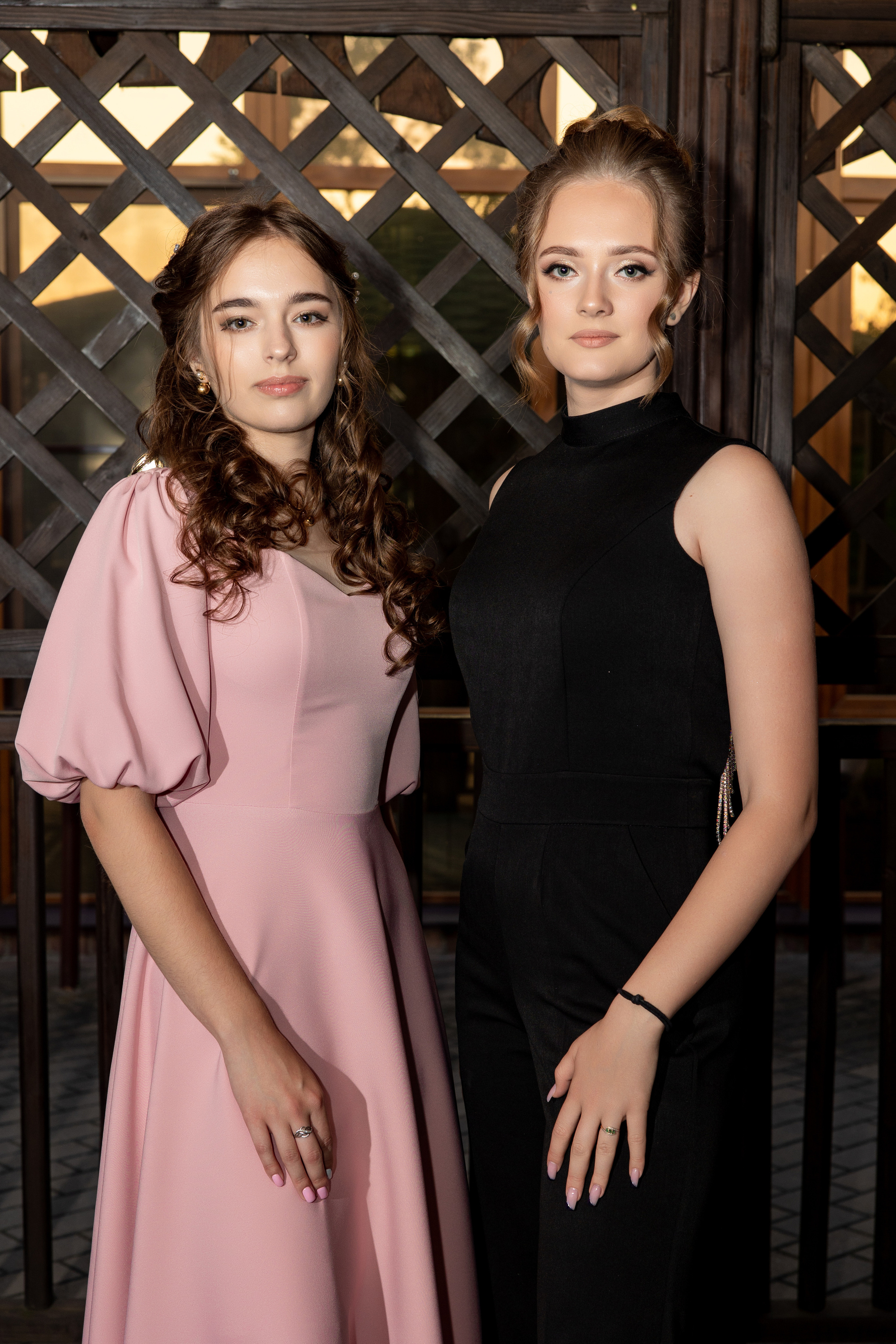 Школьный выпускной. Видеосьемка, фотосьемка свадеб, юбилеев, утренников в Краснодарском кр