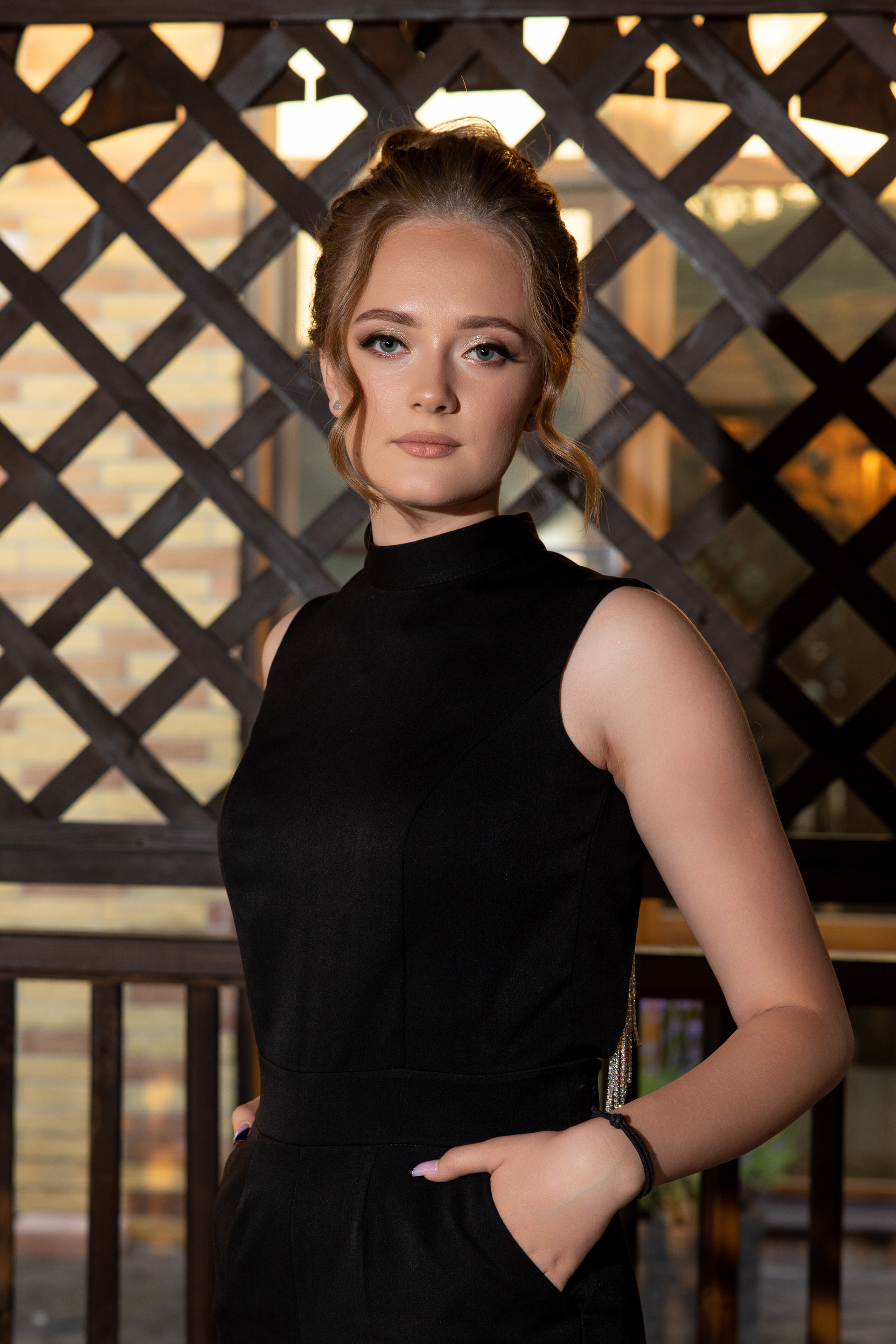 Школьный выпускной. Видеосьемка, фотосьемка свадеб, юбилеев, утренников в Краснодарском кр