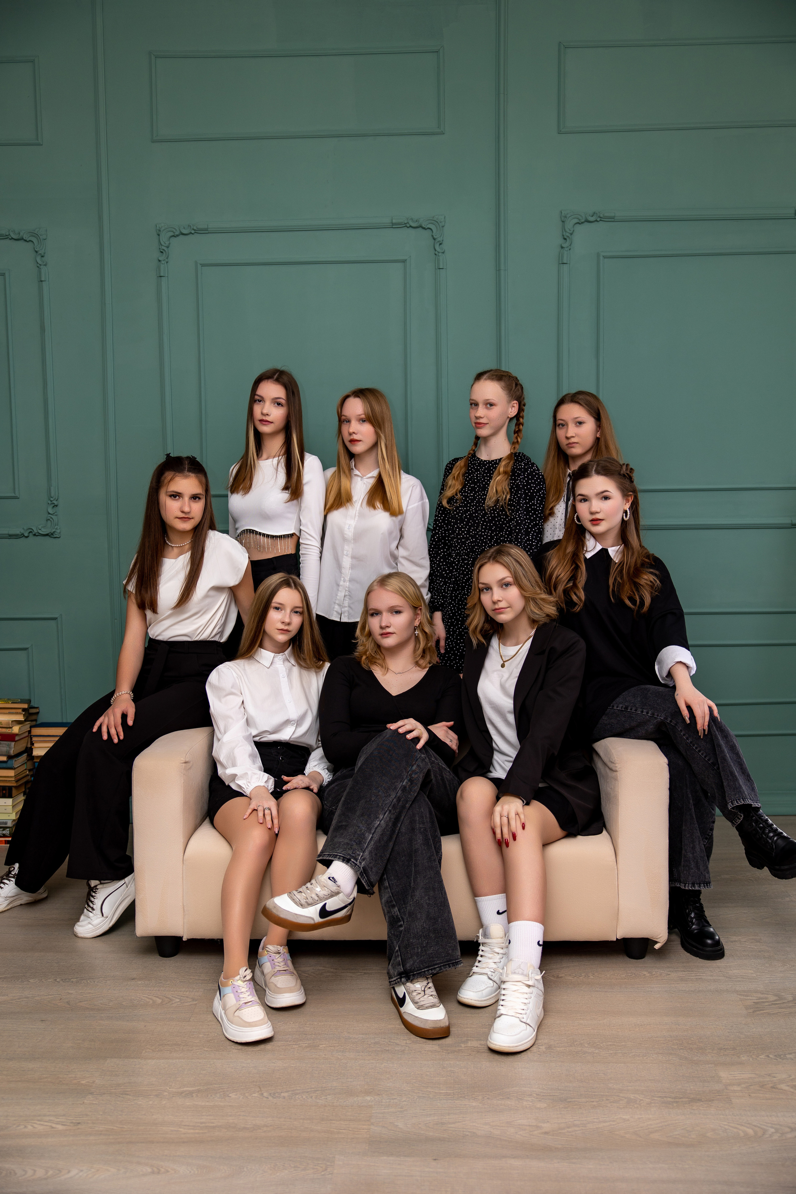 Школа 1 Лабинск. Видеосьемка, фотосьемка свадеб, юбилеев, утренников в Краснодарском кр