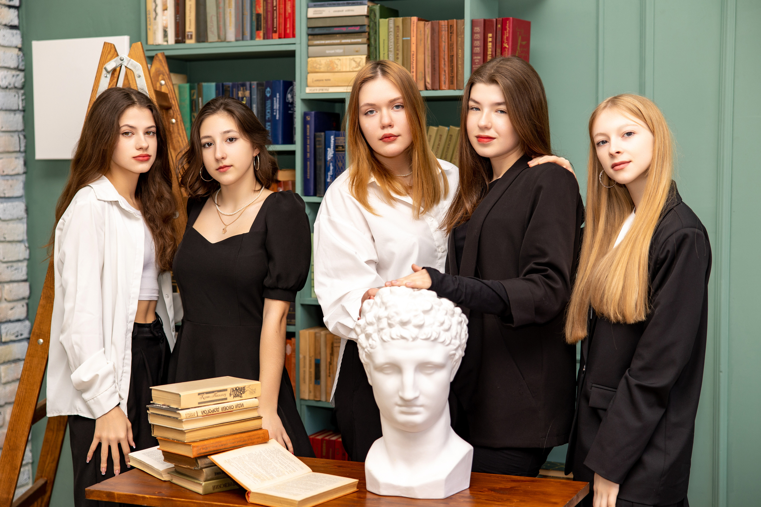 Школа 1 Лабинск. Видеосьемка, фотосьемка свадеб, юбилеев, утренников в Краснодарском кр