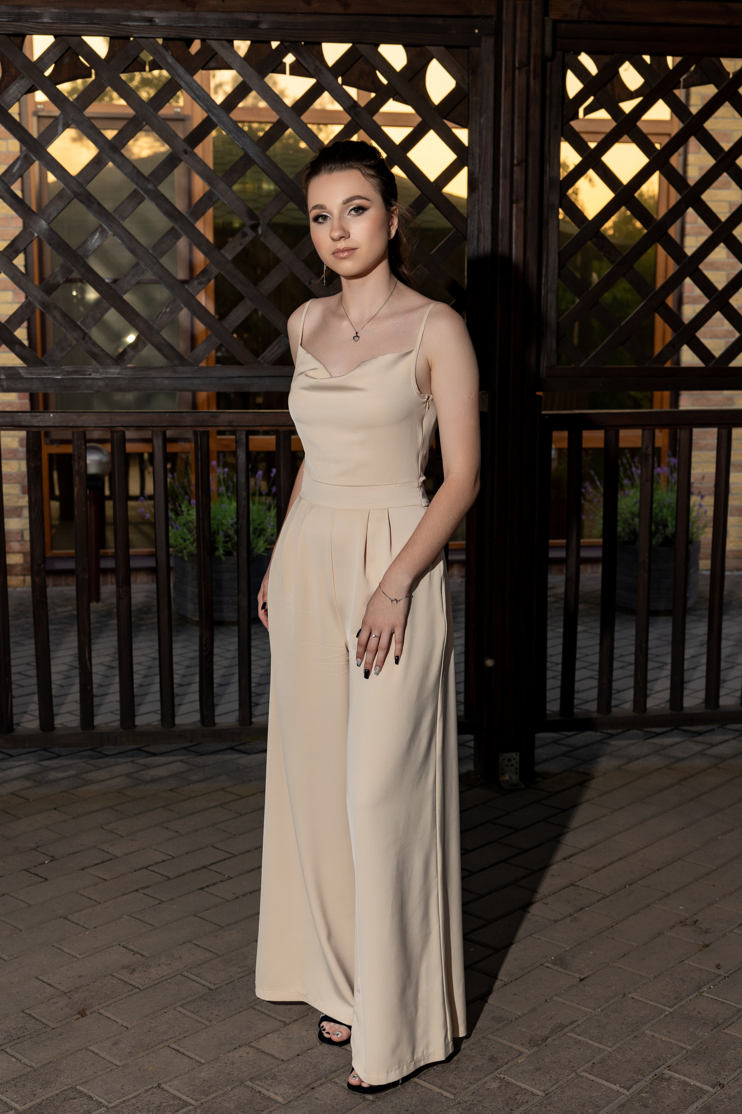 Школьный выпускной. Видеосьемка, фотосьемка свадеб, юбилеев, утренников в Краснодарском кр