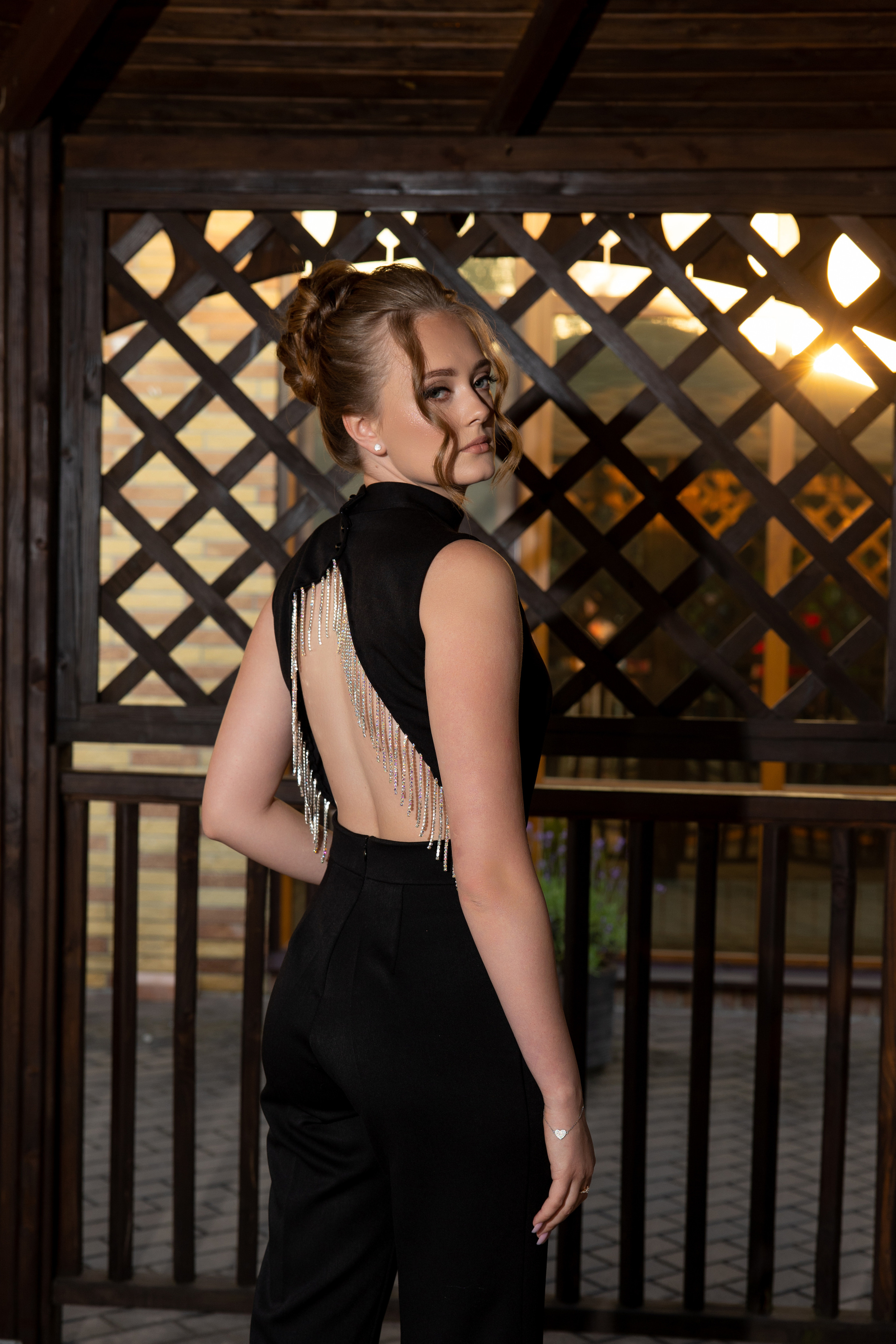 Школьный выпускной. Видеосьемка, фотосьемка свадеб, юбилеев, утренников в Краснодарском кр