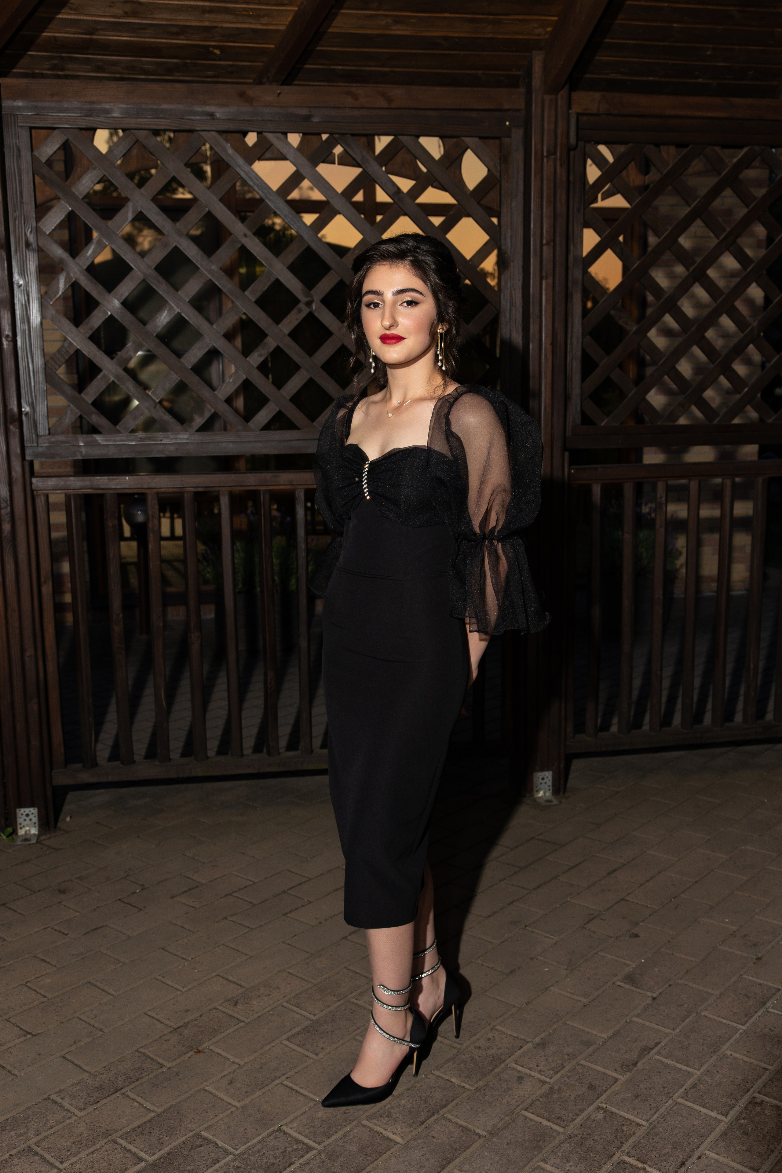 Школьный выпускной. Видеосьемка, фотосьемка свадеб, юбилеев, утренников в Краснодарском кр