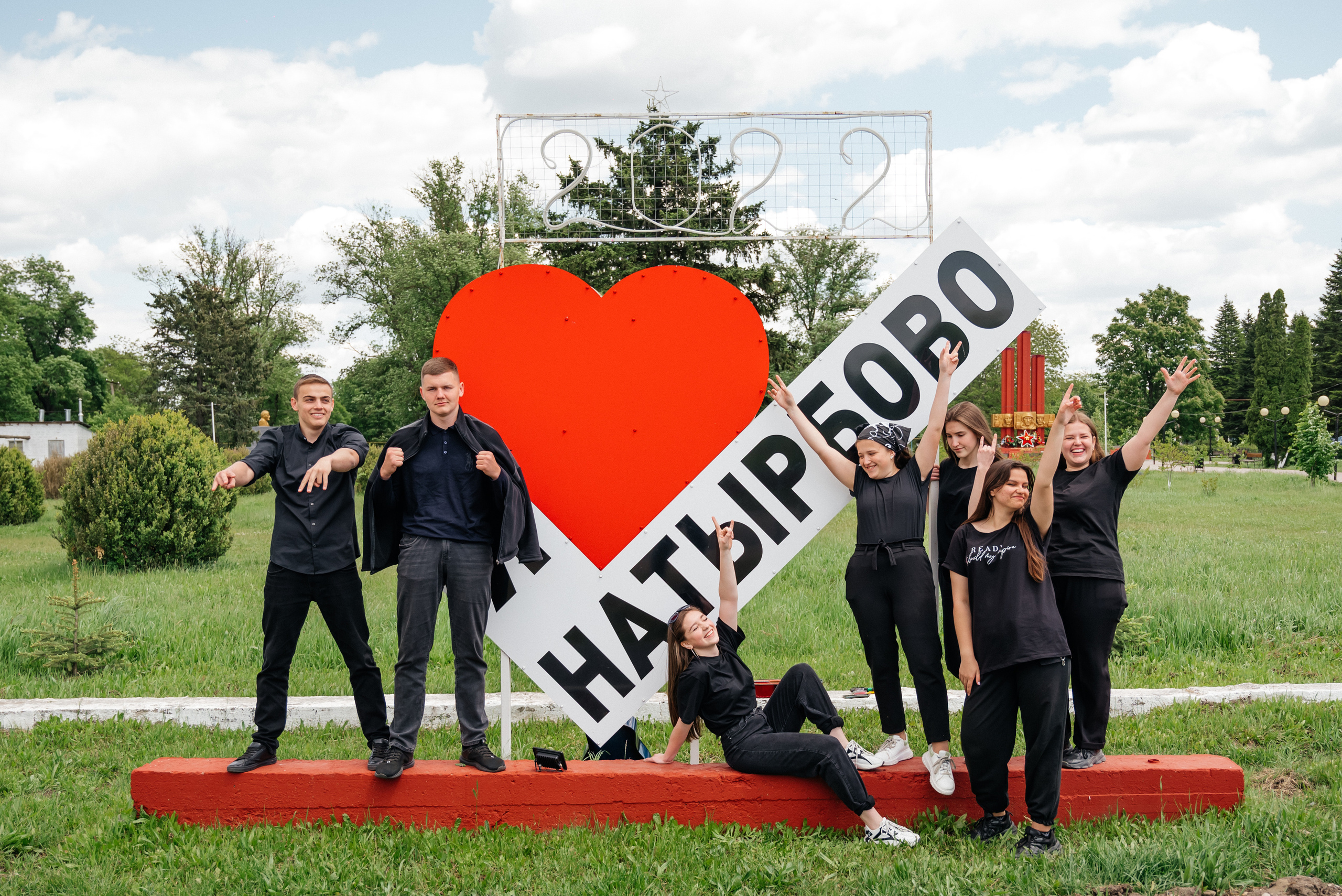 Школа п. Натырбово. Видеосьемка, фотосьемка свадеб, юбилеев, утренников в Краснодарском кр