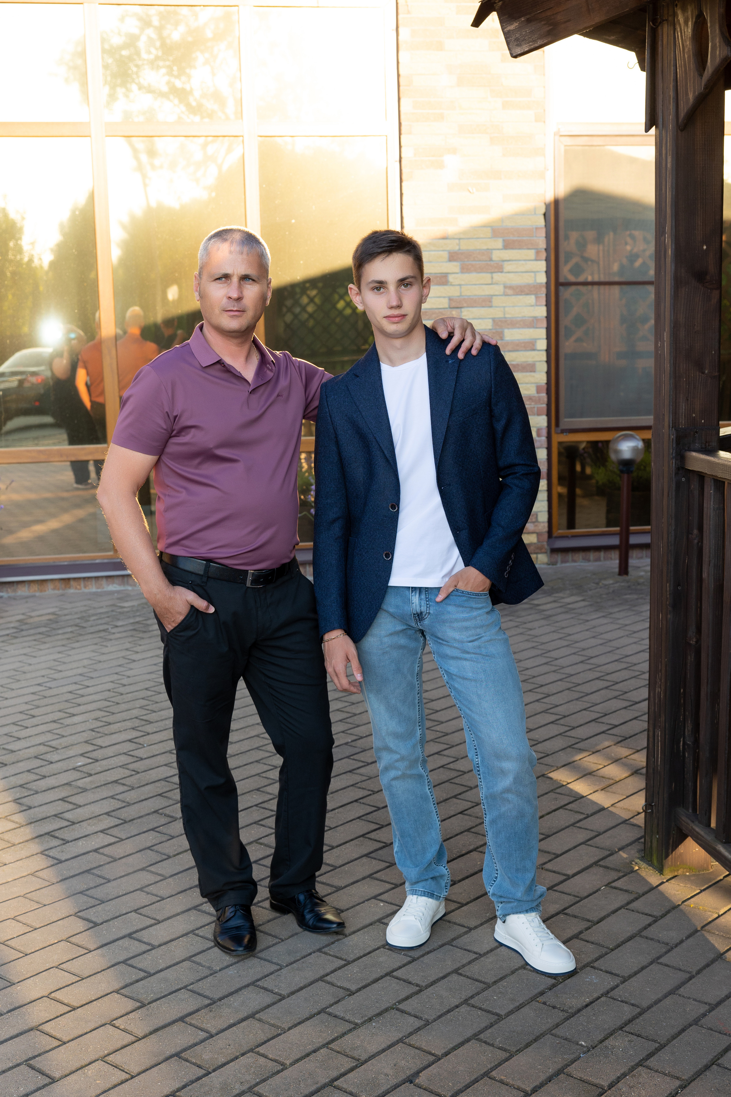 Школьный выпускной. Видеосьемка, фотосьемка свадеб, юбилеев, утренников в Краснодарском кр