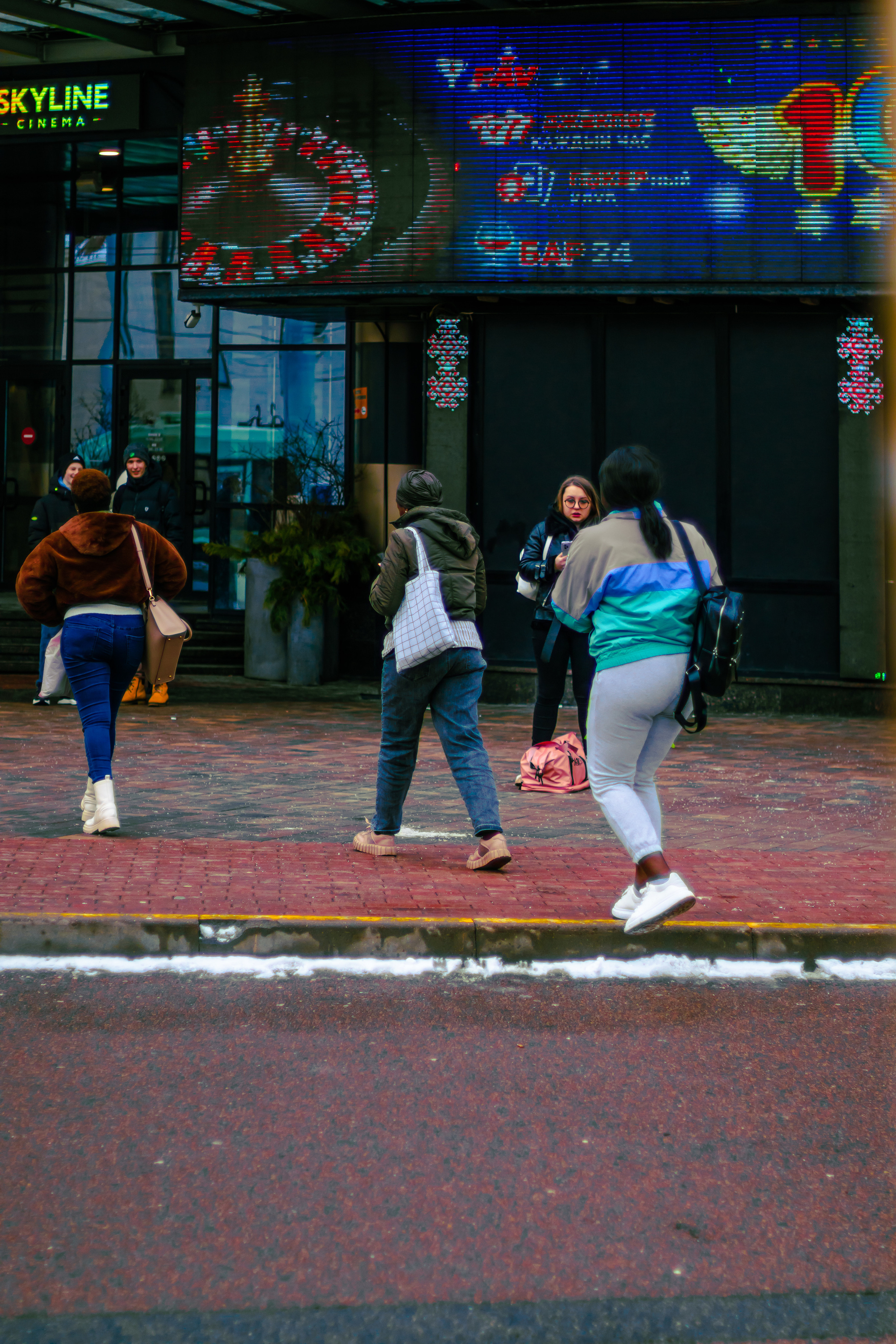 Стрит-фотография, она же — уличная фотография. Денис Климачев. Фотограф. Город Новосибирск