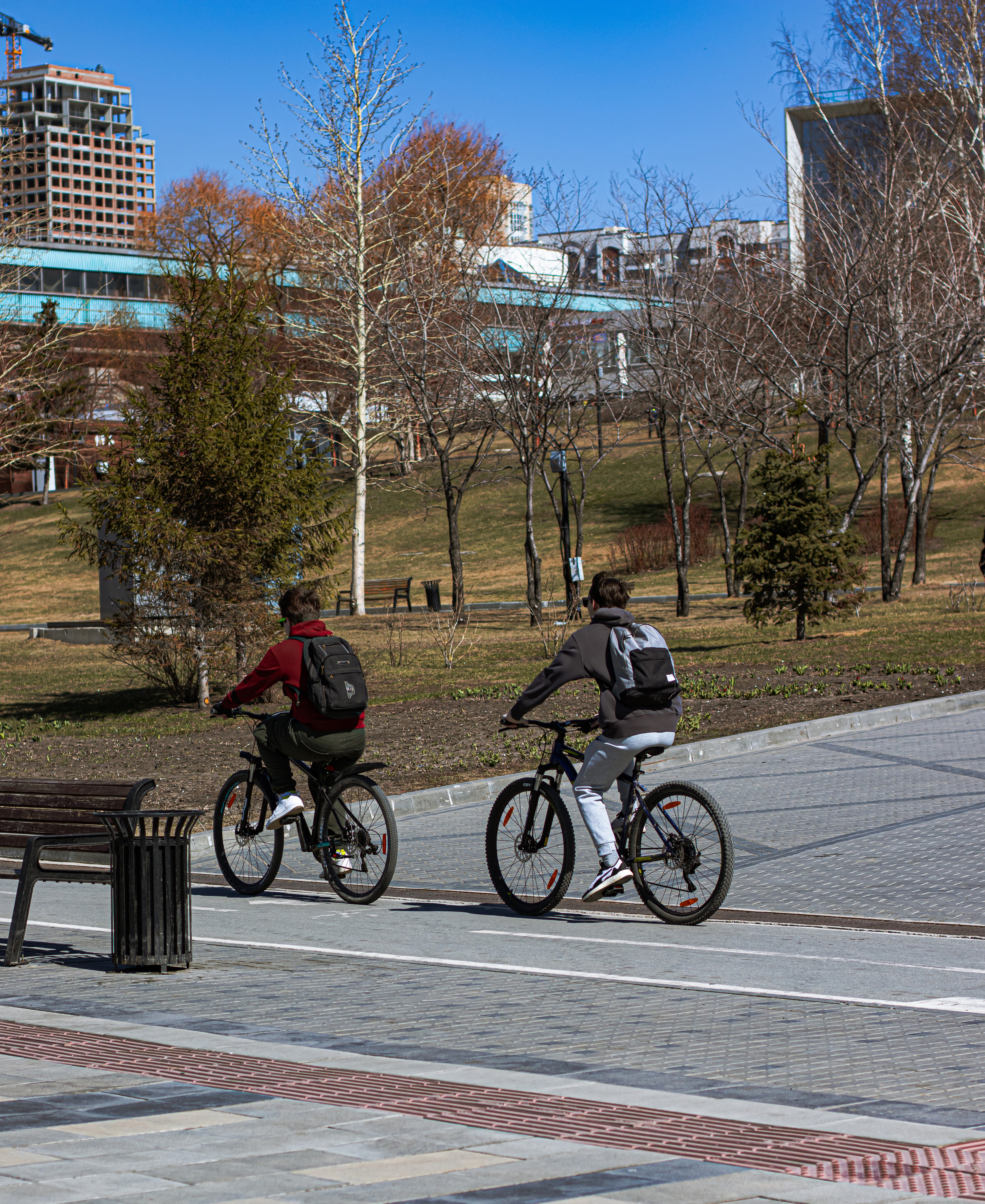 Стрит-фотография, она же — уличная фотография. Денис Климачев. Фотограф. Город Новосибирск