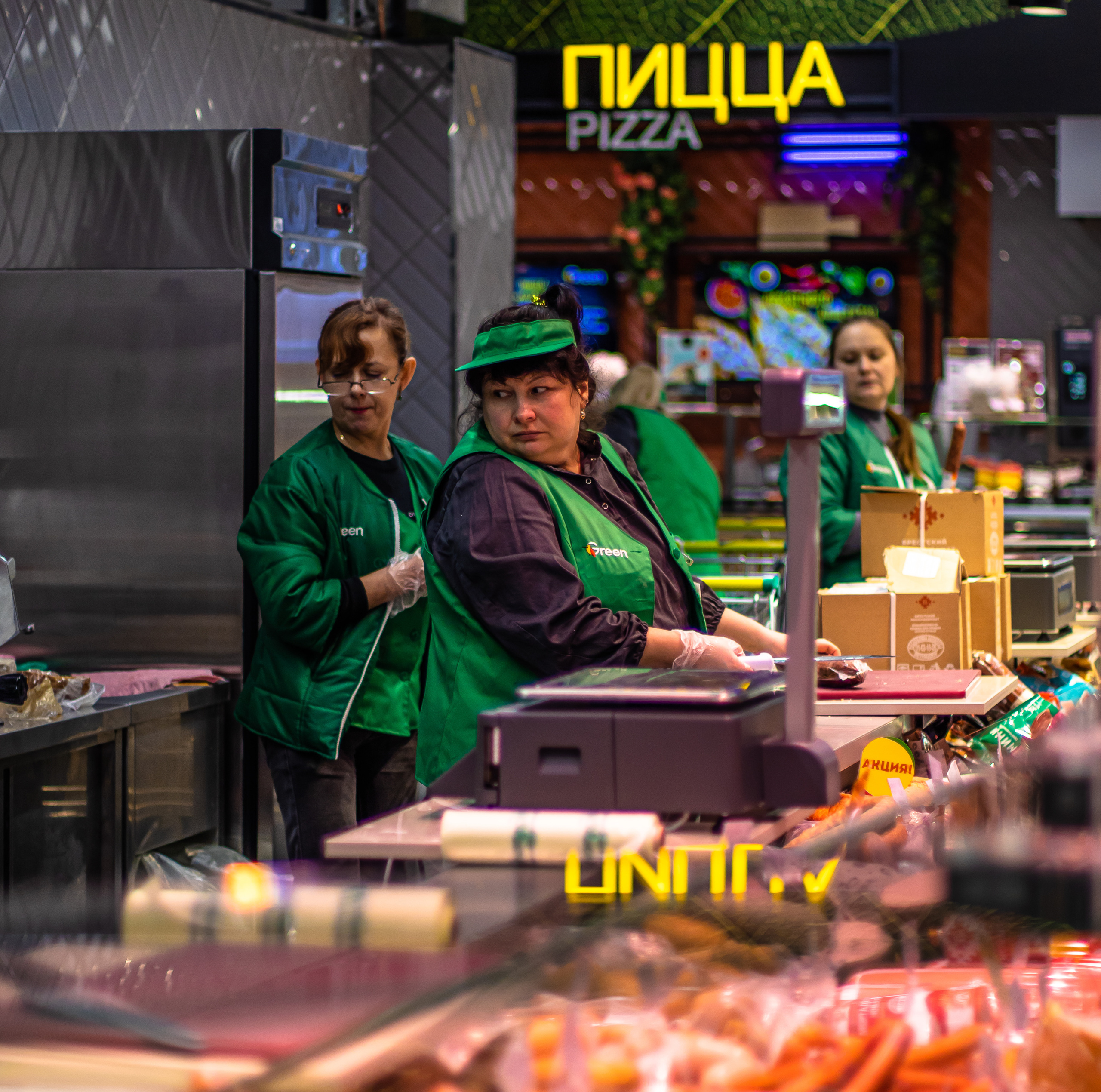 Стрит-фотография, она же — уличная фотография. Денис Климачев. Фотограф. Город Новосибирск