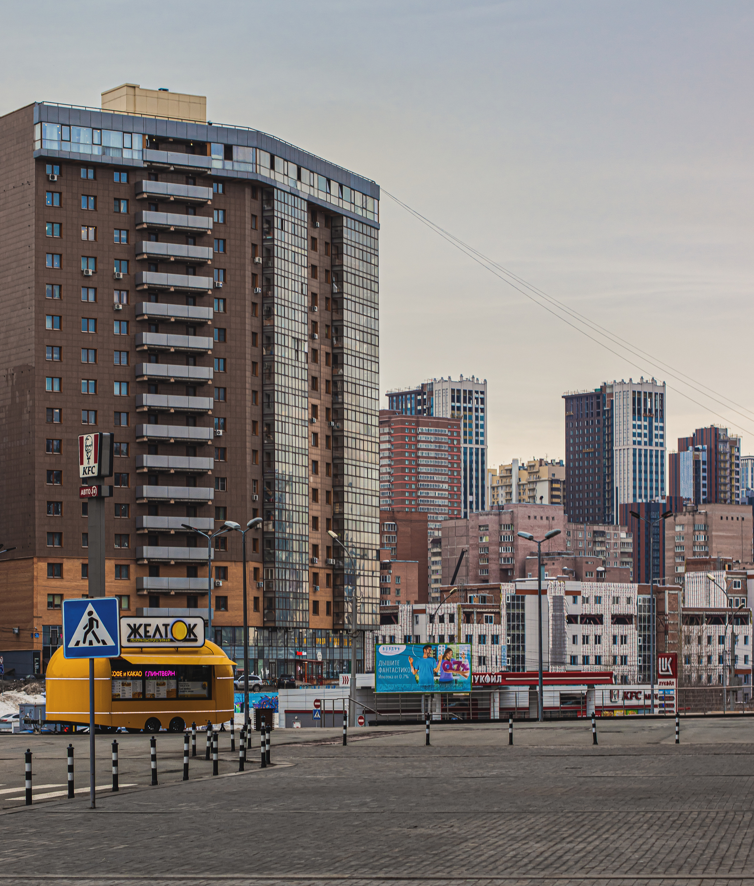 Стрит-фотография, она же — уличная фотография. Денис Климачев. Фотограф. Город Новосибирск