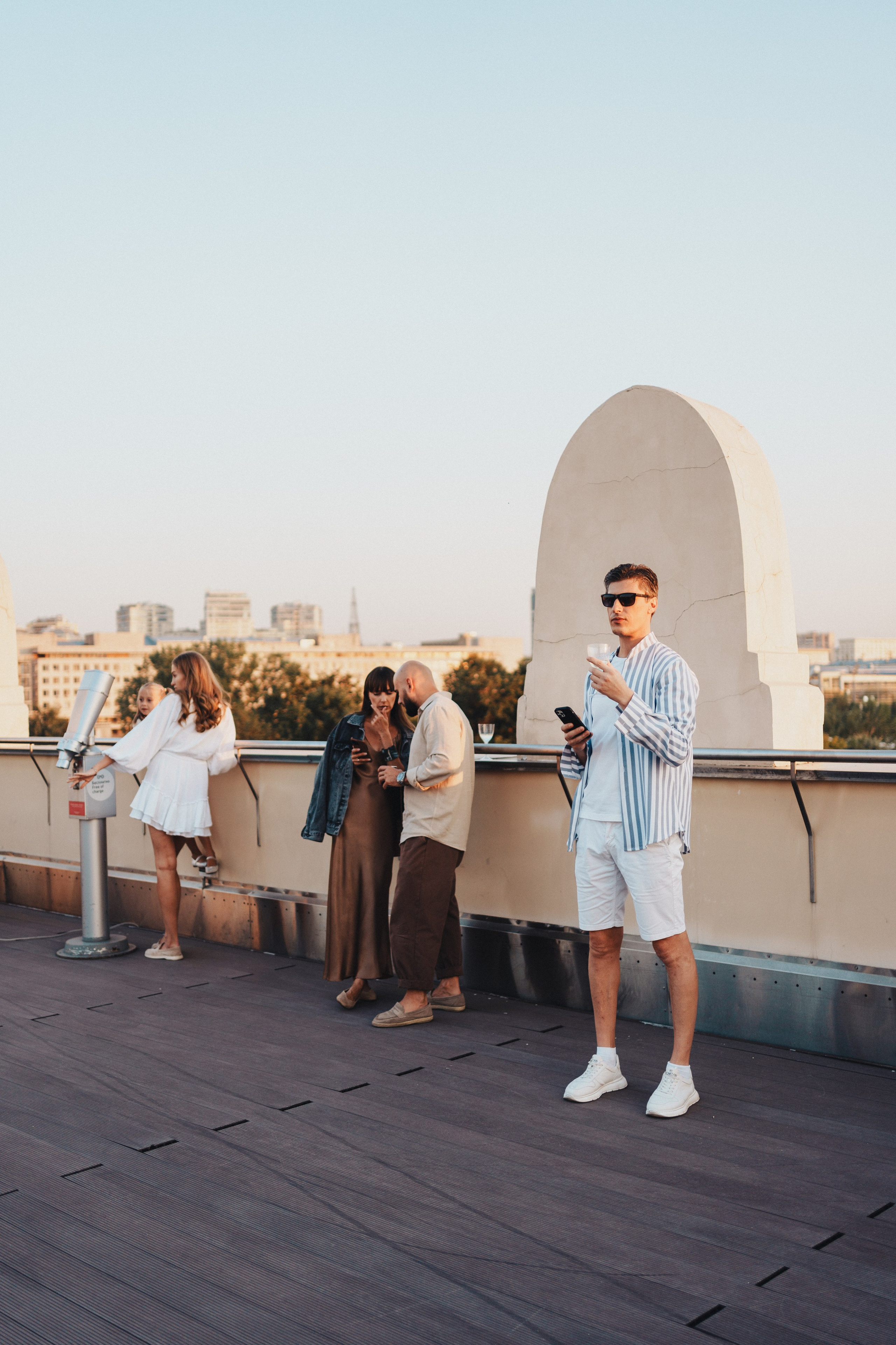 Выставка на крыше Парка Горького. Семейный и детский фотограф и видеограф в Москве, Серпухове и Тарусе Валерия Сорокина