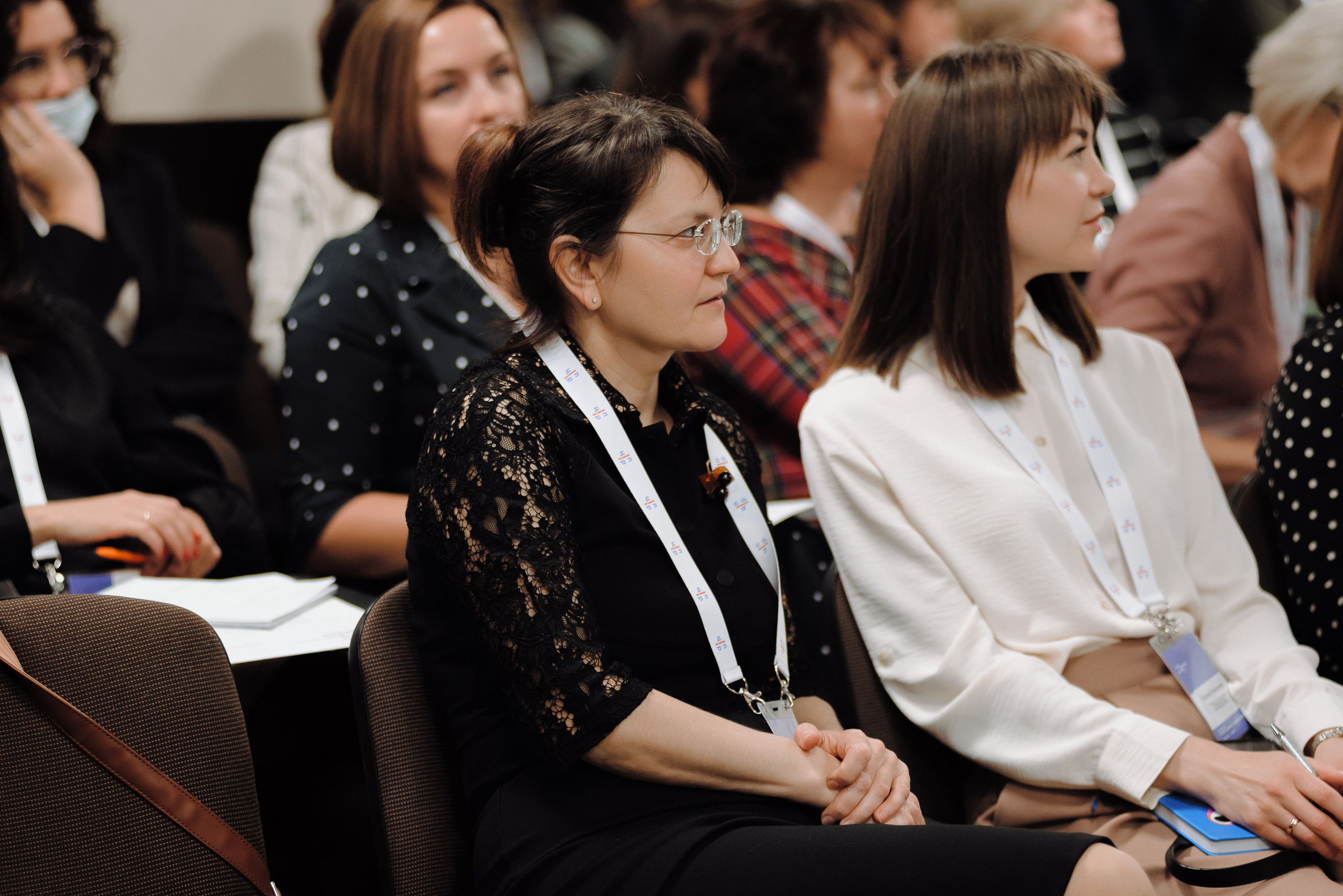 ОБЛАСТНАЯ КОНФЕРЕНЦИЯ «РАЗВИТИЕ ТУРИЗМА В ЧЕЛЯБИНСКОЙ ОБЛАСТИ». Репортажный фотограф Зуев Роман г. Челябинск