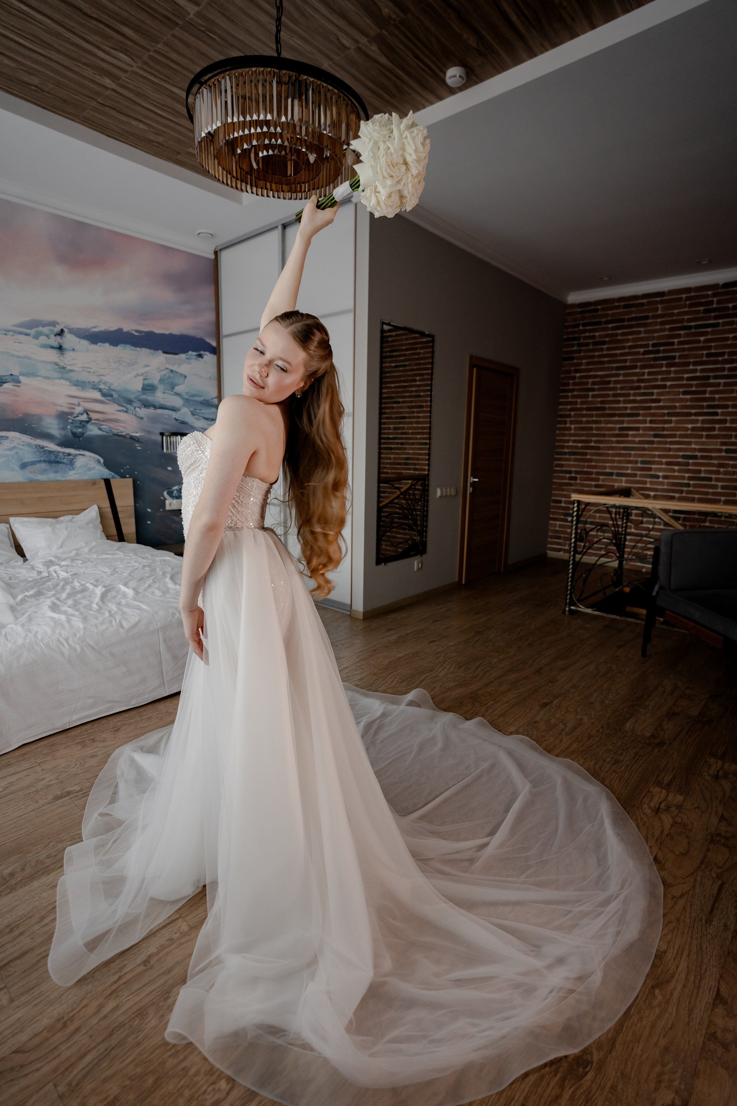 СВАДЕБНАЯ СЬЕМКА СБОРОВ В ОТЕЛЕ И ВЫЕЗД НА ЦЕРЕМОНИЮ (СНЯТО В СИБИРЕ В НИЖНЕВАРТОВСКЕ)М. Профессиональный фотограф, Санкт-Петербург — Виктория Богомолова