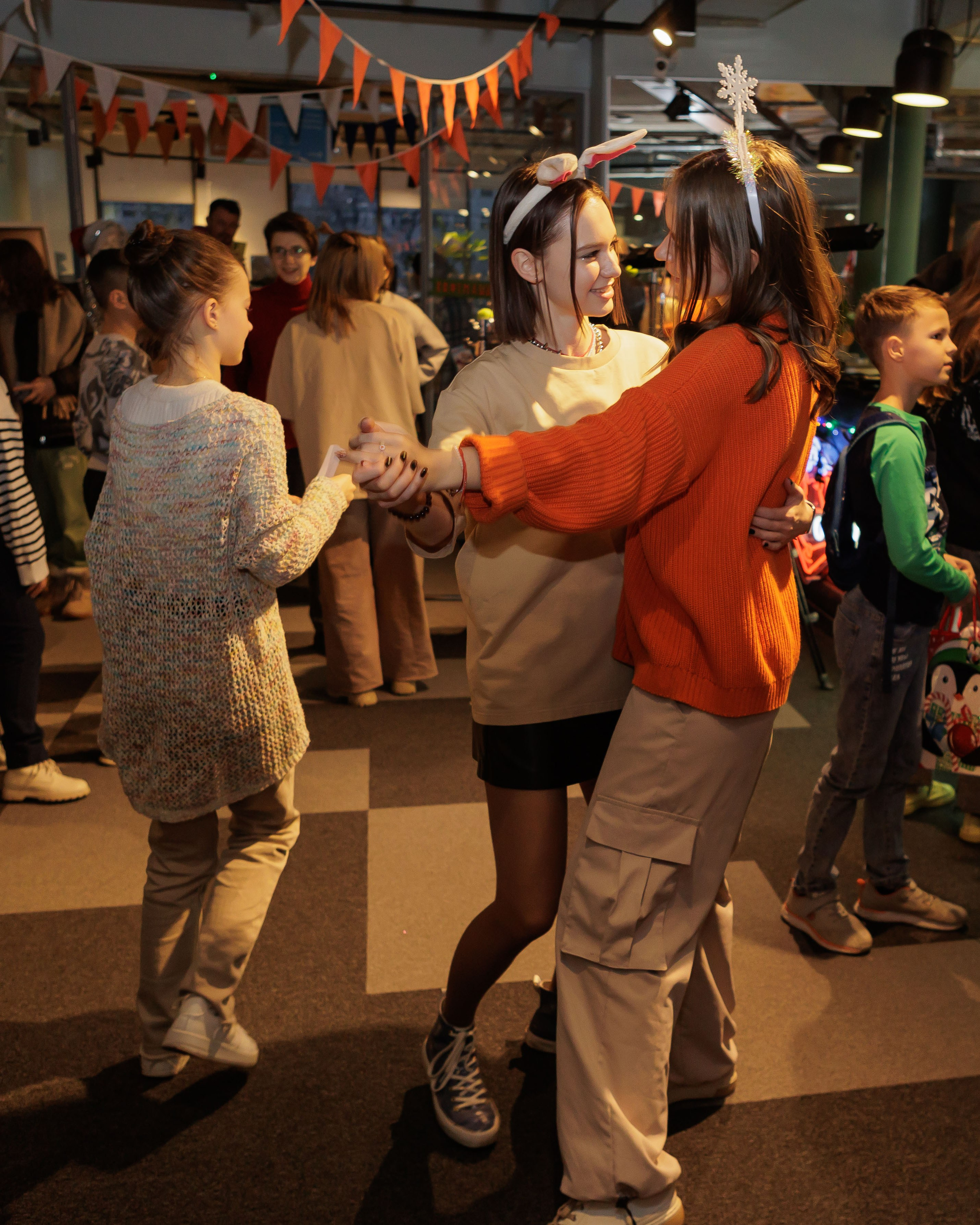 5-7 классы: Новый год в ФОКСФОРД. Выпускные альбомы и школьный фотограф в Подольске, Троицке, Щербинке, Москве и Московской области