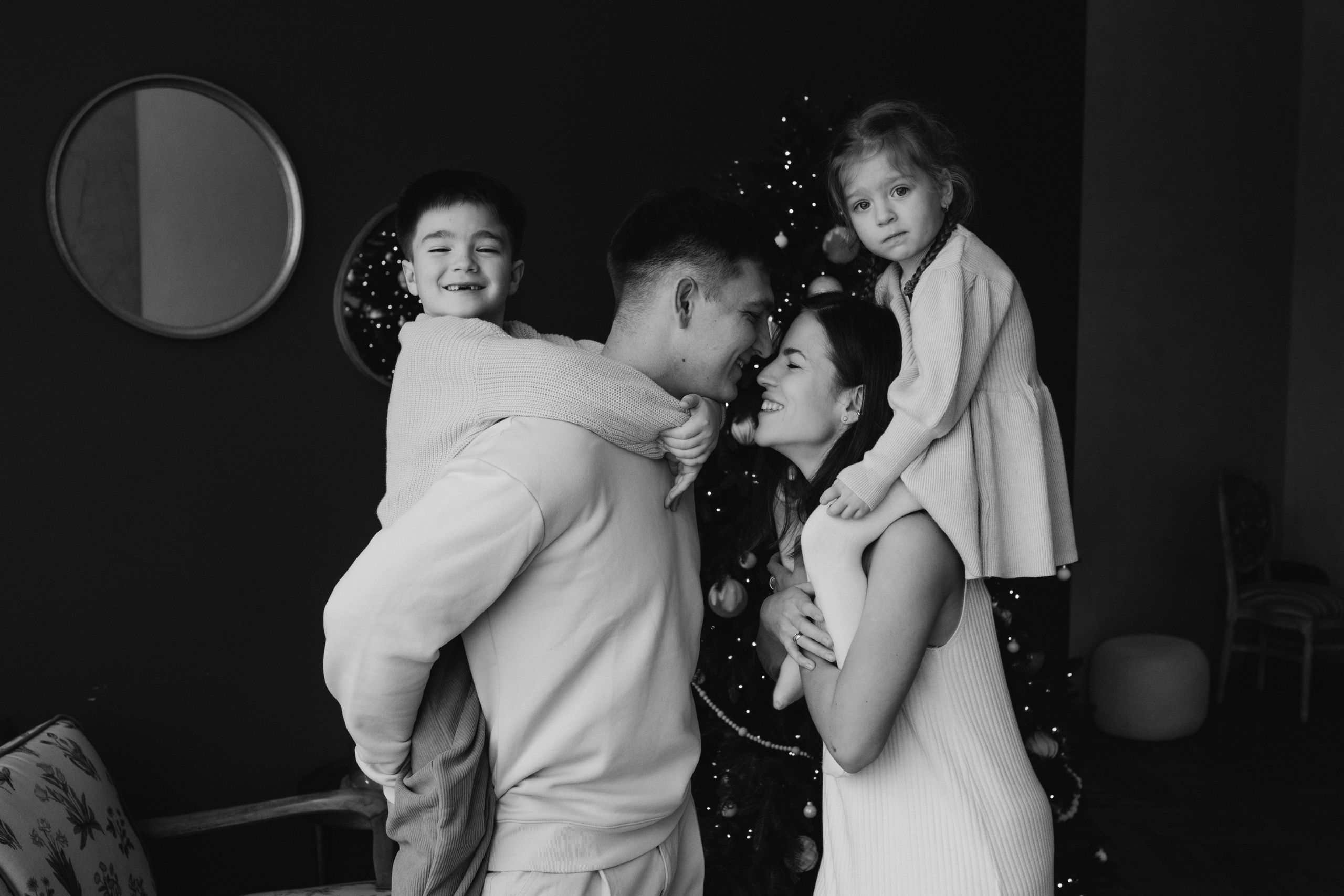 Семейная новогодняя фотосессия. Женский и семейный фотограф в Москве и Красногорске Светлана Левченко