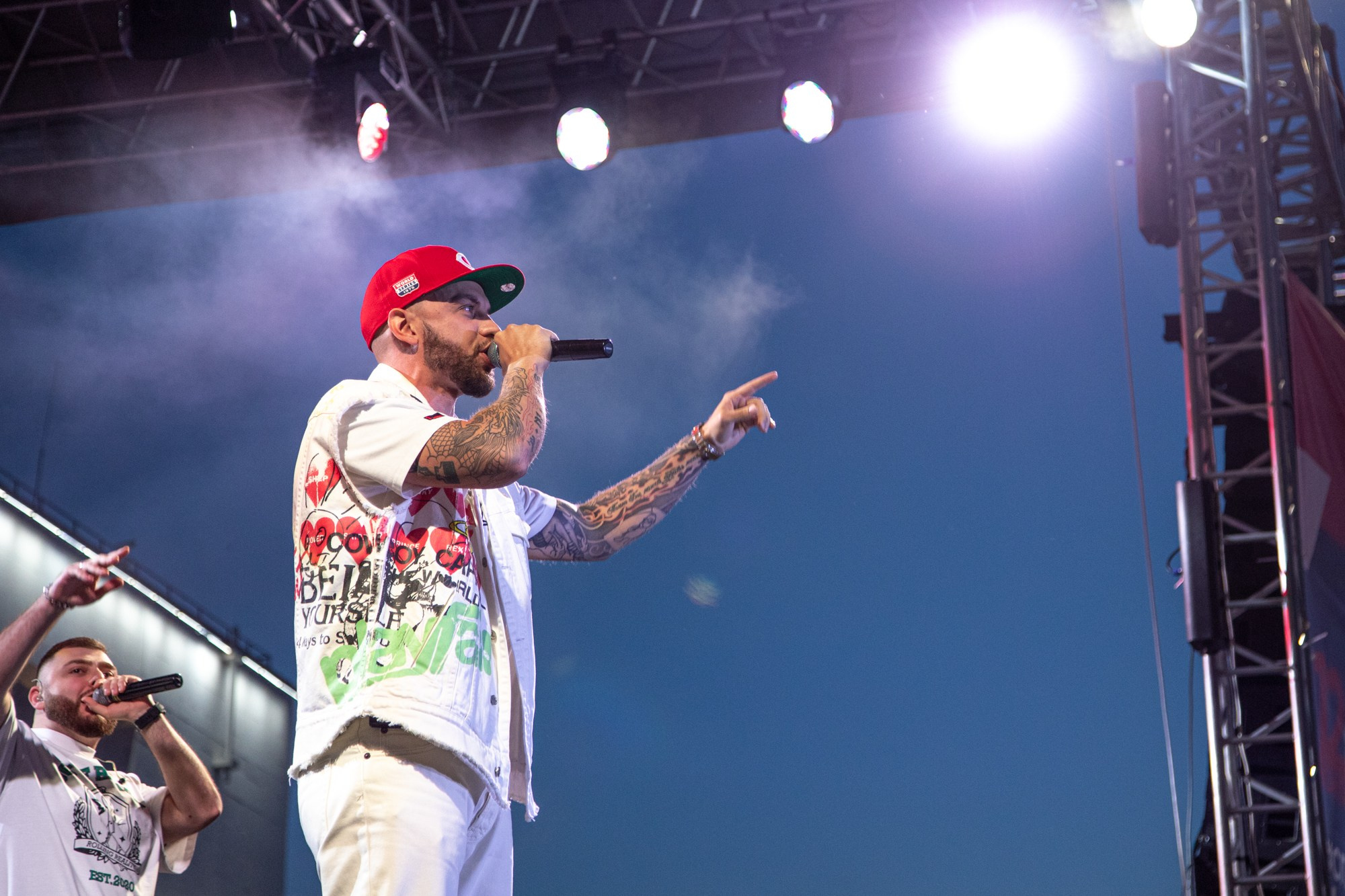 ST. Репортажный, промышленный и маркетплейс-фотограф Дмитрий Чернат