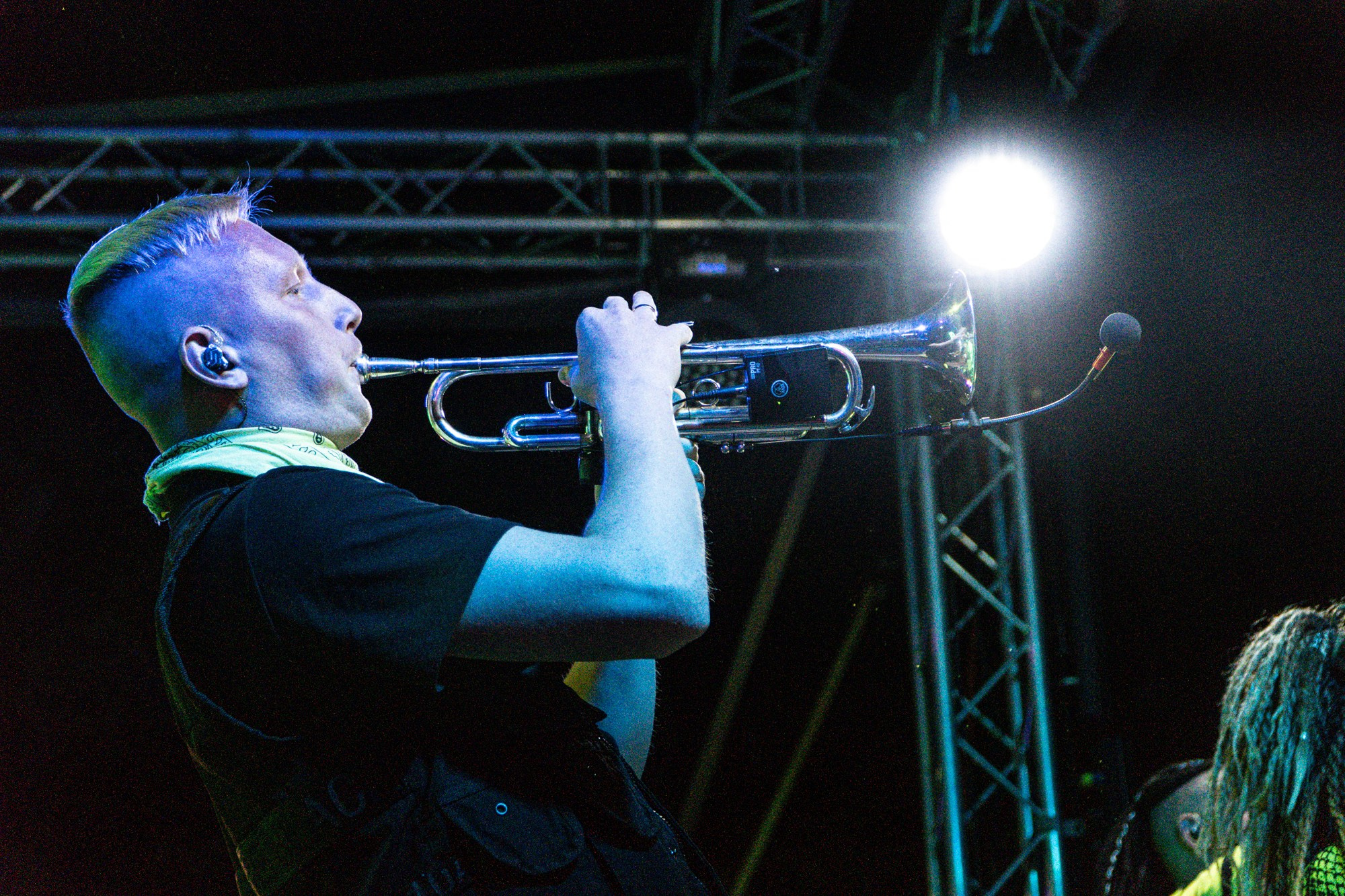 Концерт группы Бомбей. Репортажный, промышленный и маркетплейс-фотограф Дмитрий Чернат