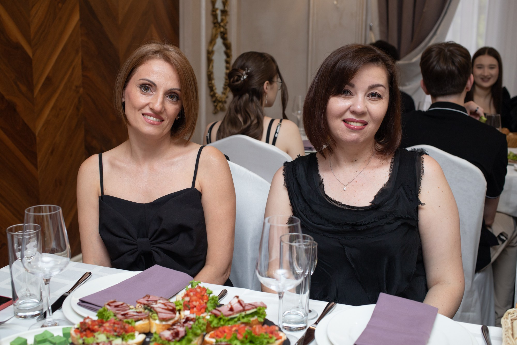 Выпускной 9-й класс. Репортажный, промышленный и маркетплейс-фотограф Дмитрий Чернат