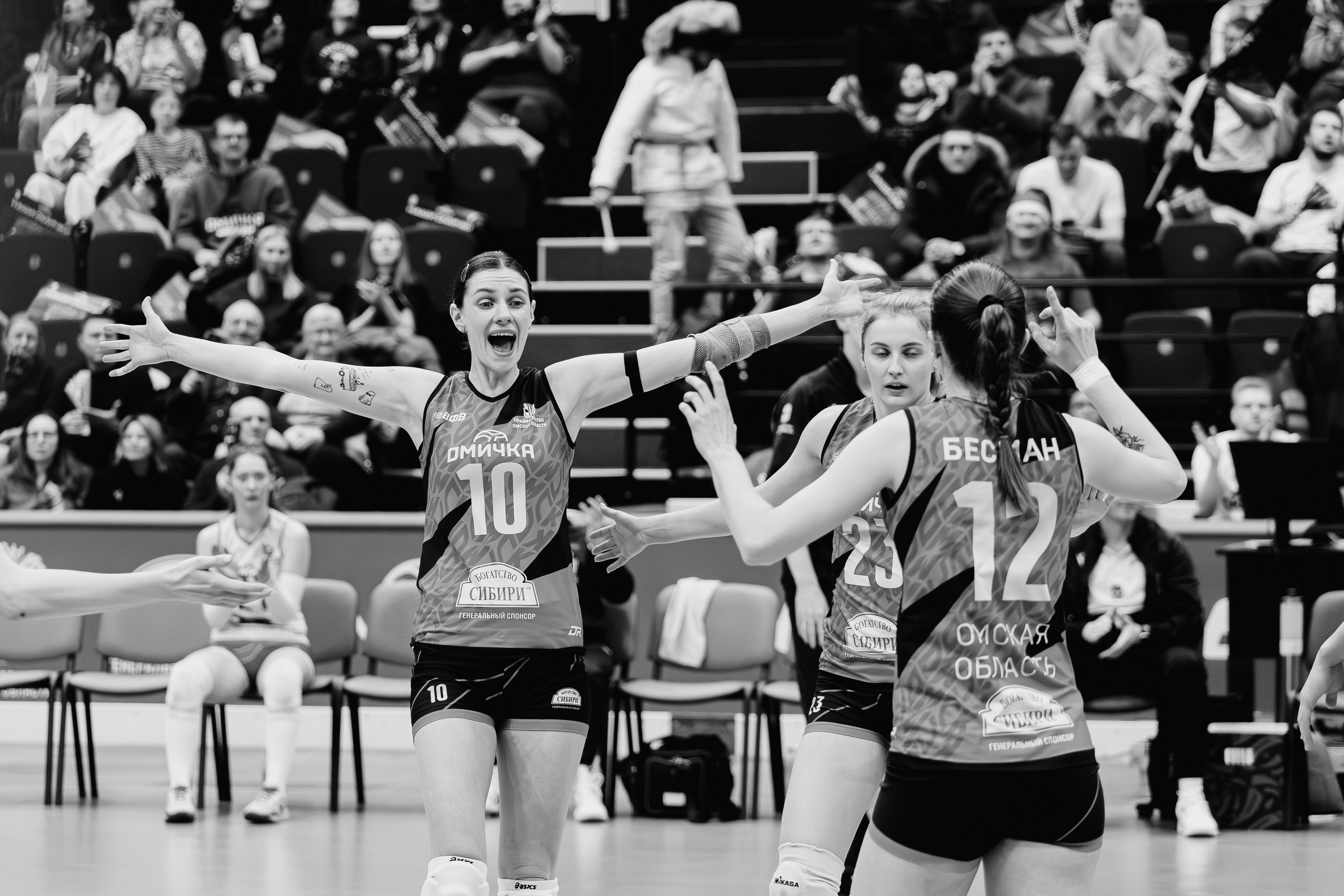 Омичка — Протон. Свадебный и репортажный фотограф в Омске. Червоткин Никита